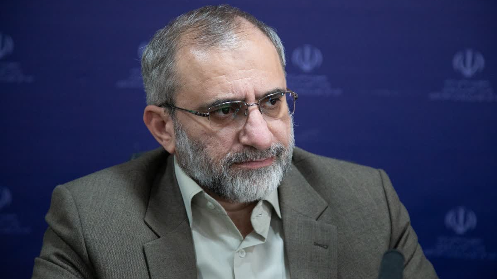 صنایع و بخش خصوصی برای ایجاد هنرستان‌ها سرمایه‌گذاری کنند