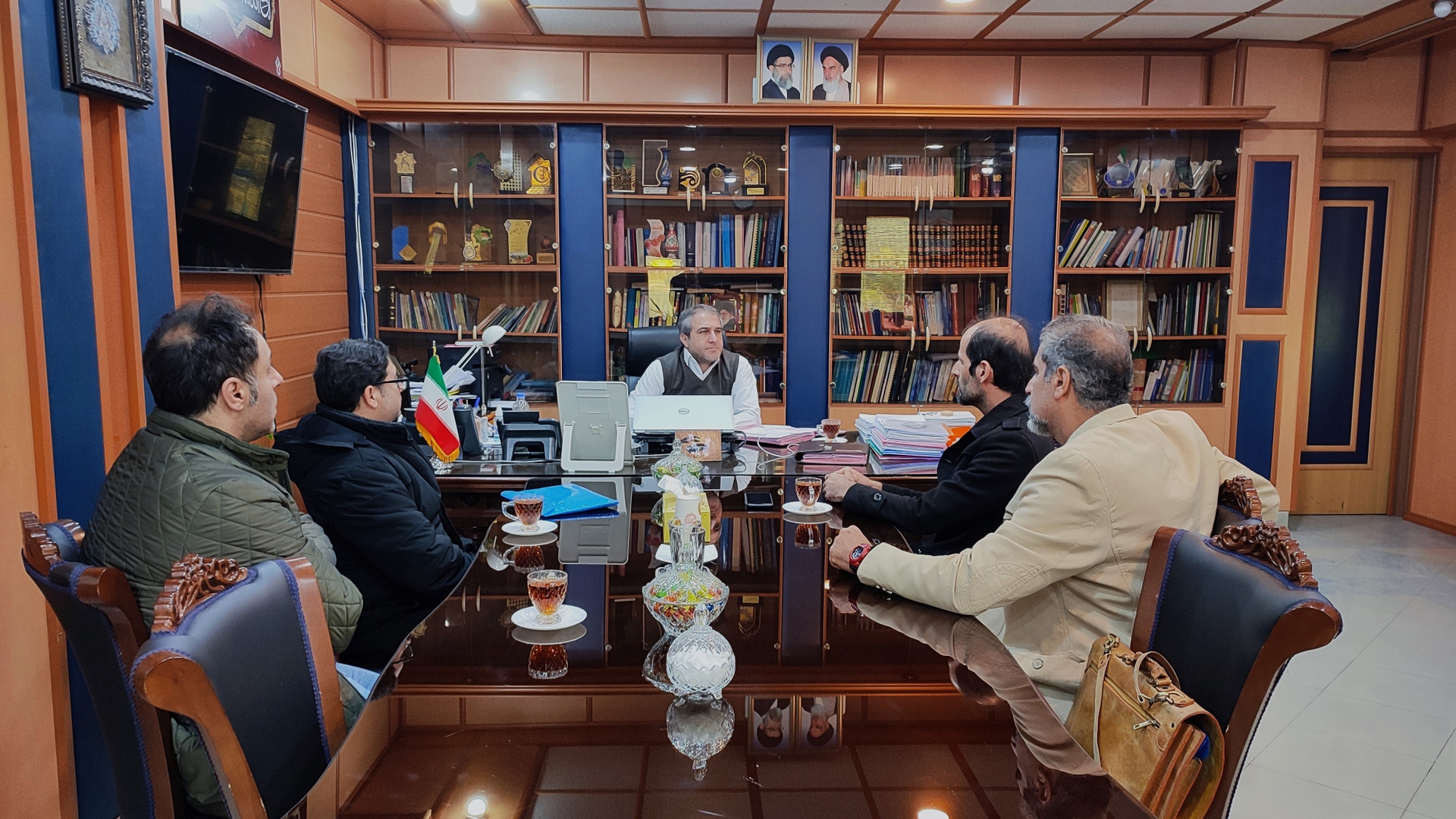 ملاقات مردمی  مهدی الیاسی معاون  استاندار و فرماندار ویژه شهرستان ساوه