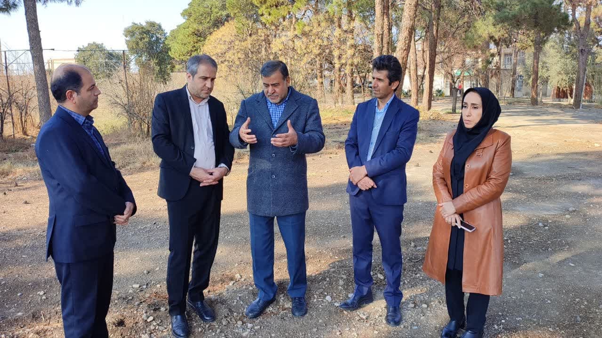 گودرزی، رئیس مركز تحقیقات و آموزش كشاورزی و منابع طبیعی استان مركزی با مهدی الیاسی معاون استاندار و فرماندار ویژه شهرستان ساوه دیدار و گفتگو کرد.