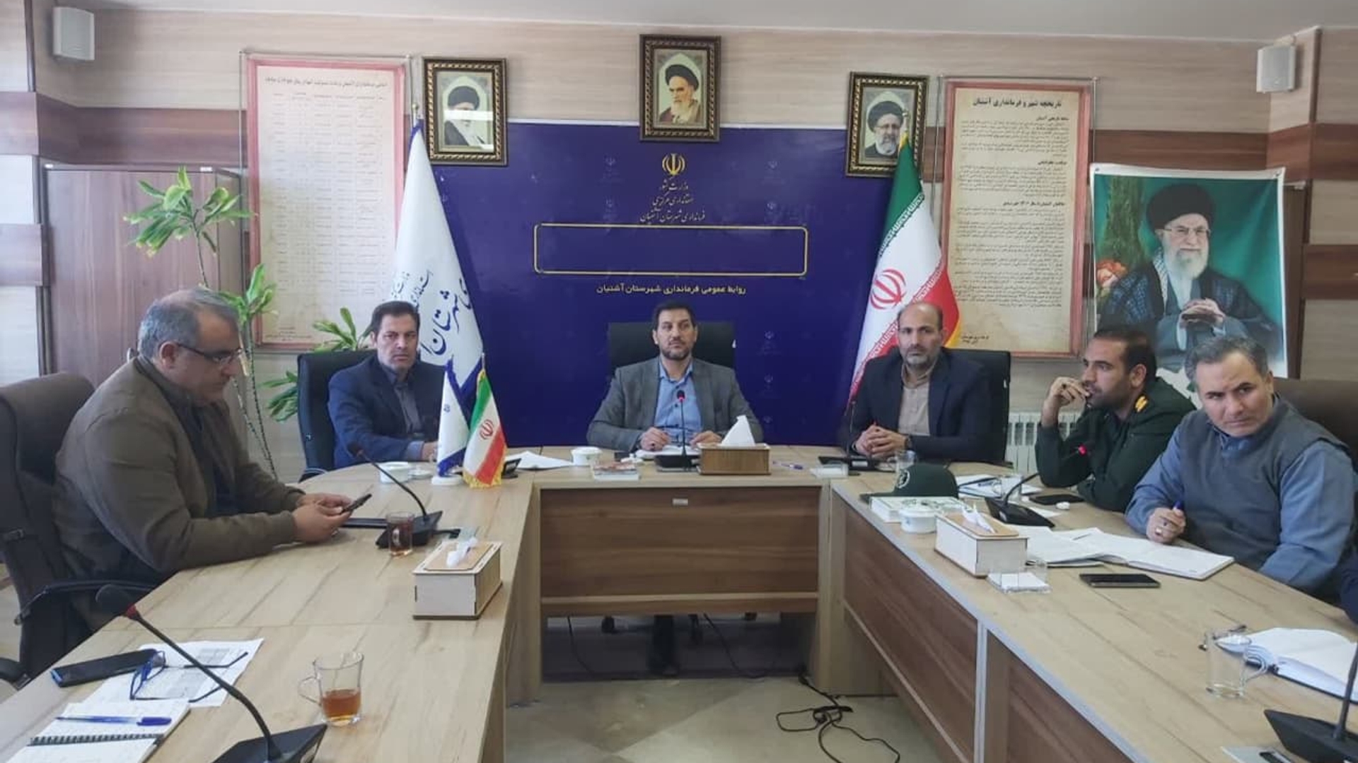 جلسه ستاد گرامیداشت دهه مبارک فجر شهرستان آشتیان