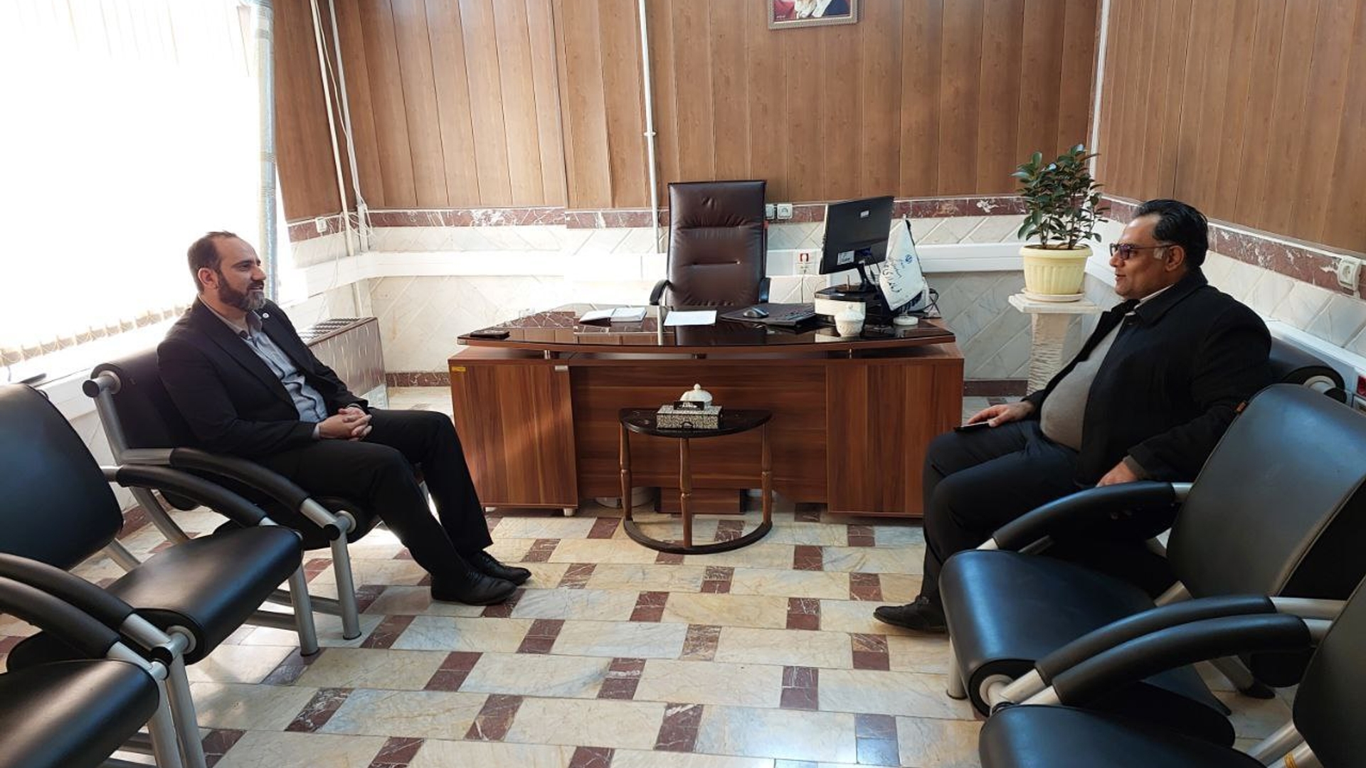 دیدار بخشدار مرکزی محلات ، رییس شورای روستای ور سفلی ،  رییس آب و فاضلاب شهرستان محلات و رییس کمیته امداد امام خمینی (ره ) شهرستان ،  معاون سیاسی امنیتی و اجتماعی فرمانداری شهرستان محلات