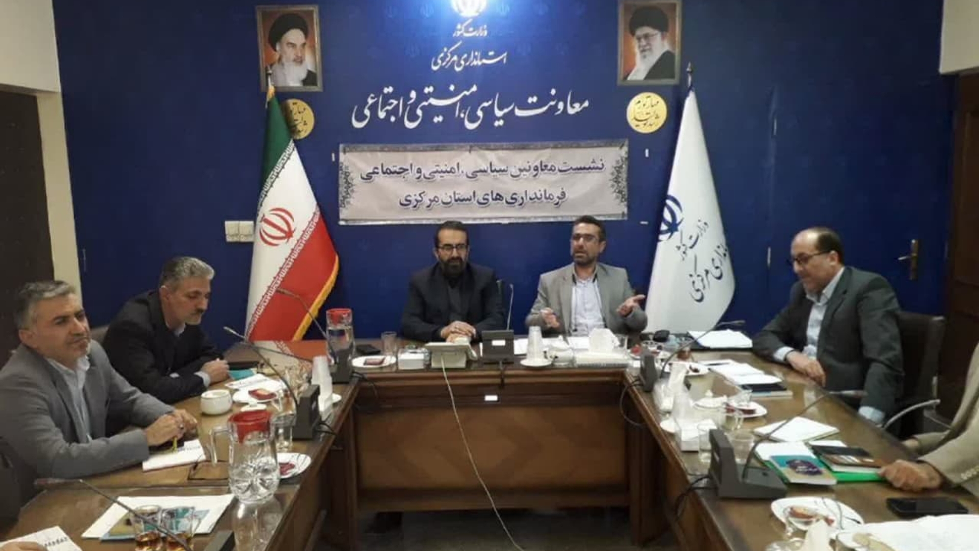 جلسه هم اندیشی معاونان سیاسی فرمانداری های استان برگزار شد.