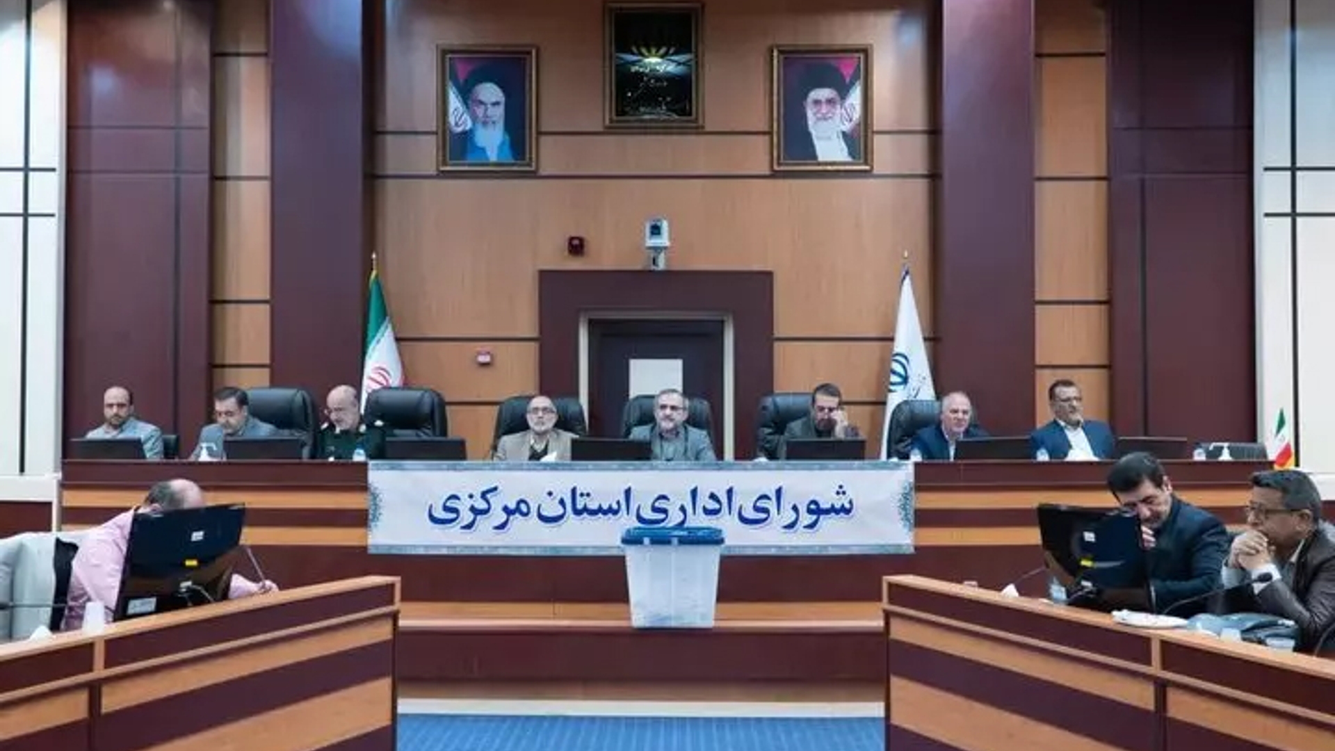 محور برنامه‌های دهه فجر باید نمایش توفیقات نظام اسلامی و دولت مردمی باشد