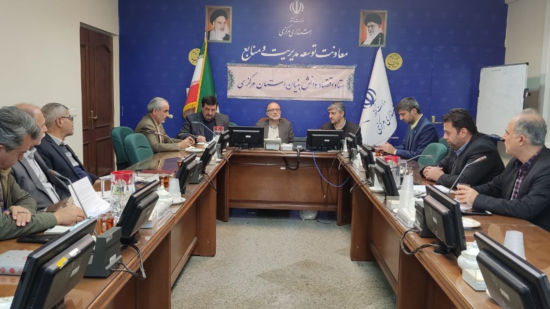 جلسه ستاد اقتصاد دانش بنیان استان مرکزی برگزار شد.