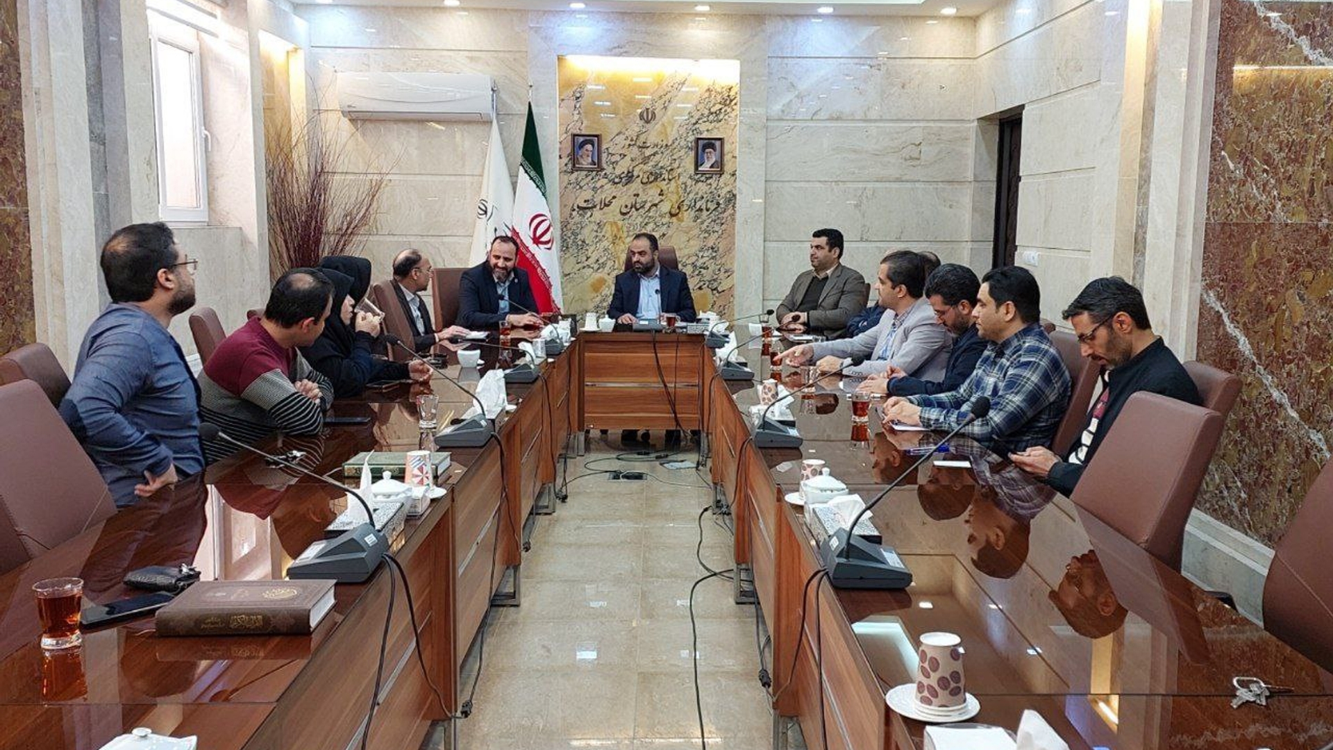 اولویت اول ما مساله انتخابات است و باید مواظبت کنیم رای مردم در سلامت و امنیت در صندوق ها ریخته شود.