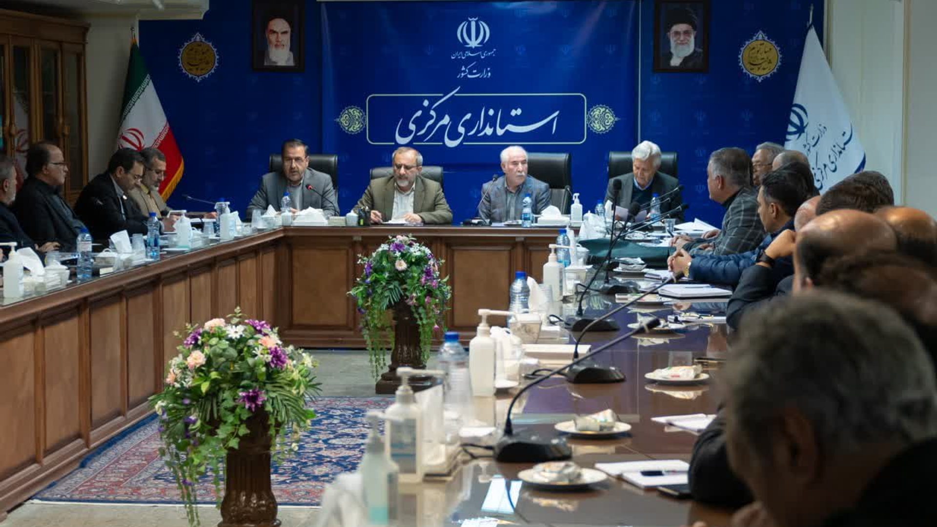 ایجاد کنسرسیوم اقتصادی صنایع استان مرکزی با هدف استفاده از ظرفیت‌ ژئواکونومیک استان