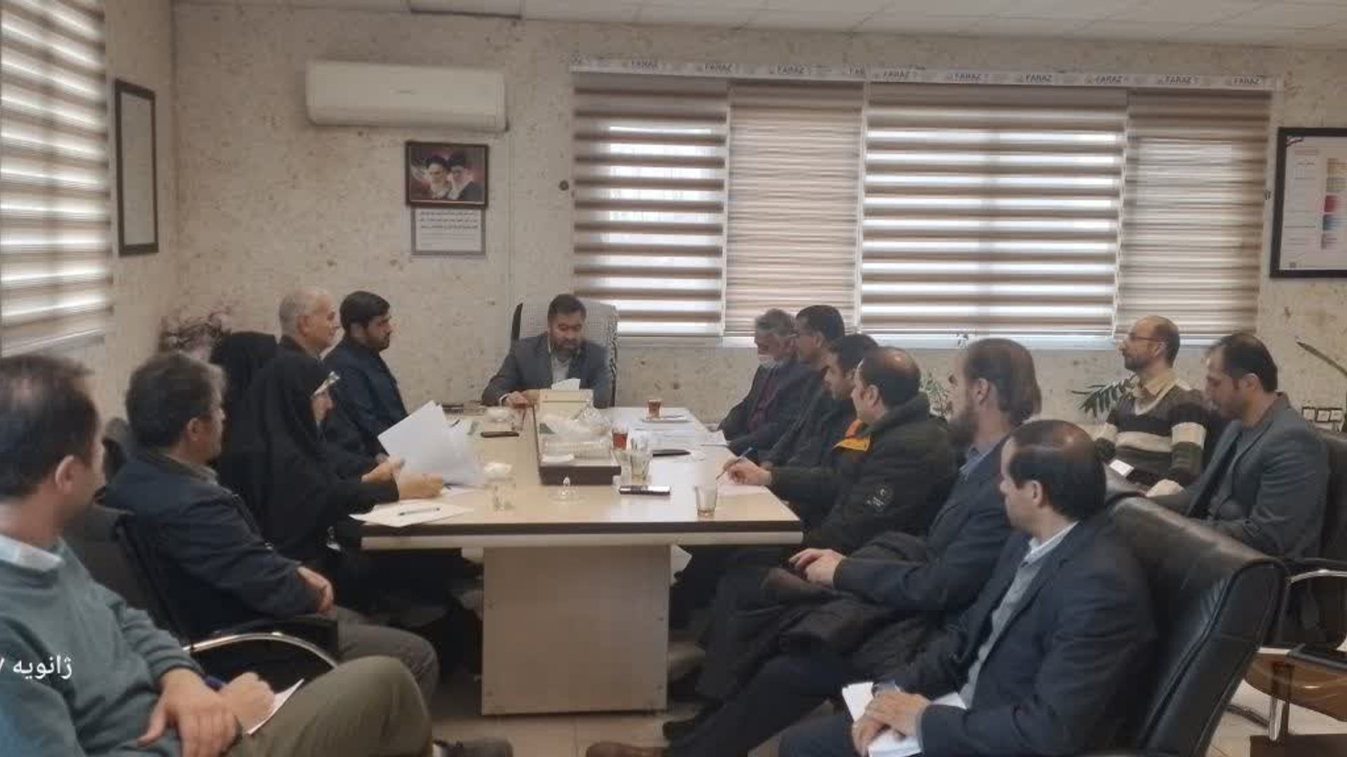 حضور۷_۱۱_۱۴۰۲ علیرضا ملک جانی دبیر هیات بازرسی انتخابات و کمیته حقوقی ستاد انتخابات استان مرکزی در فرمانداری شهرستان فراهان