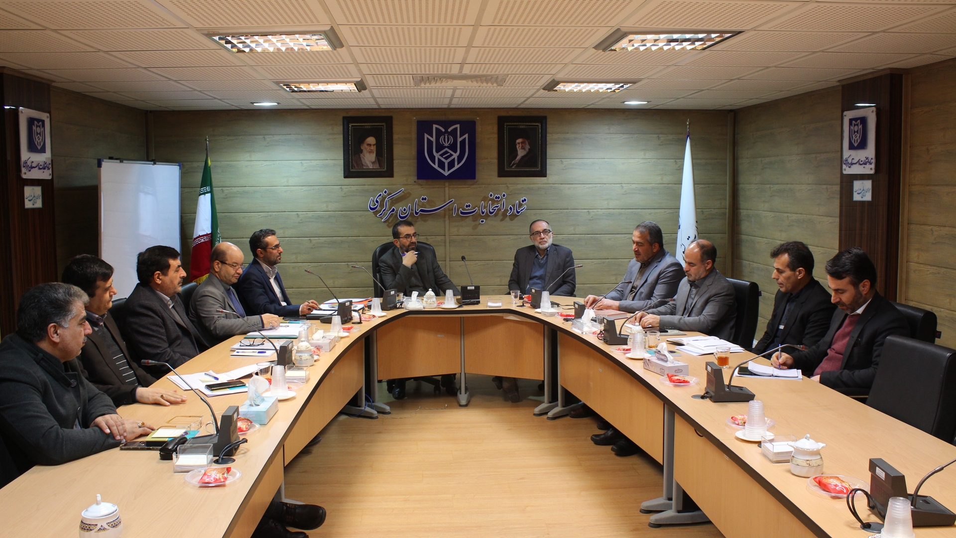 نشست ستاد انتخابات استان