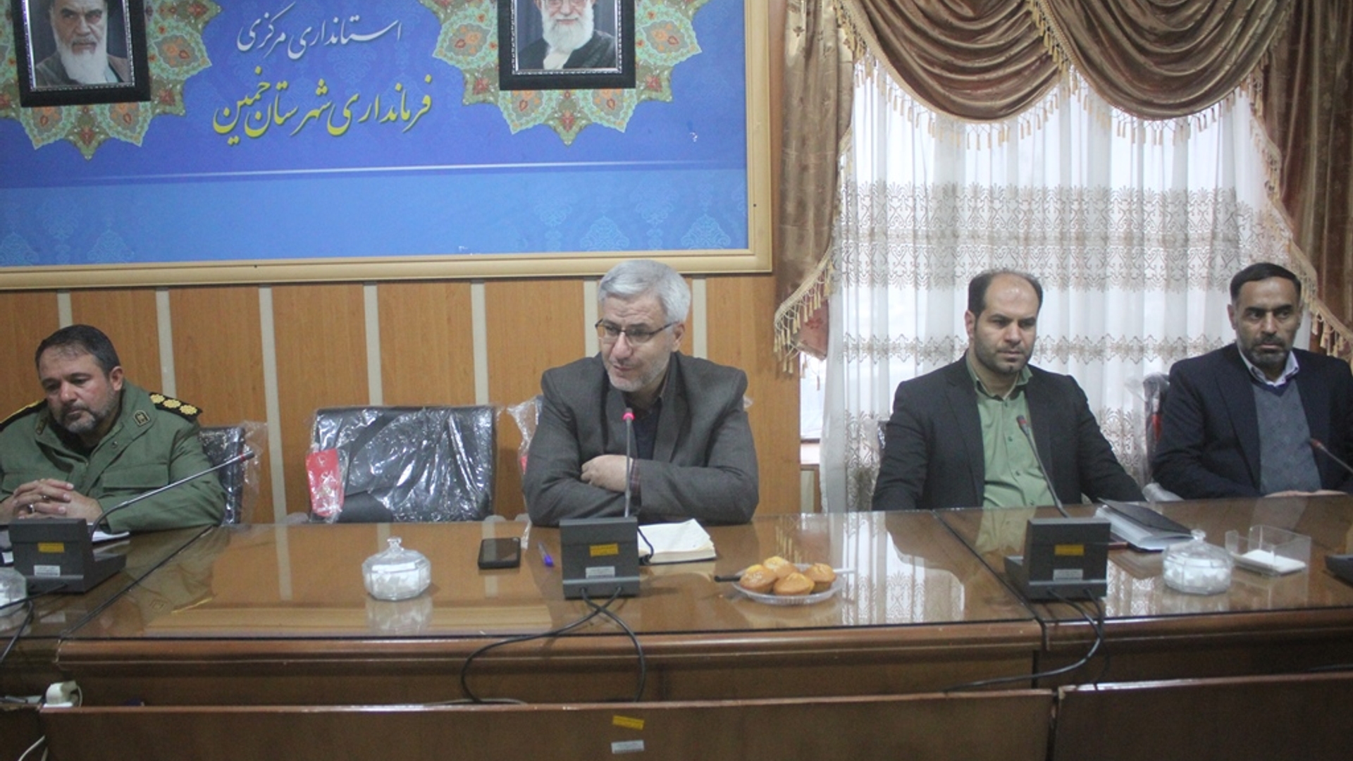 هشتمین جلسه شورای اداری شهرستان خمین در سال 1402 برگزار شد