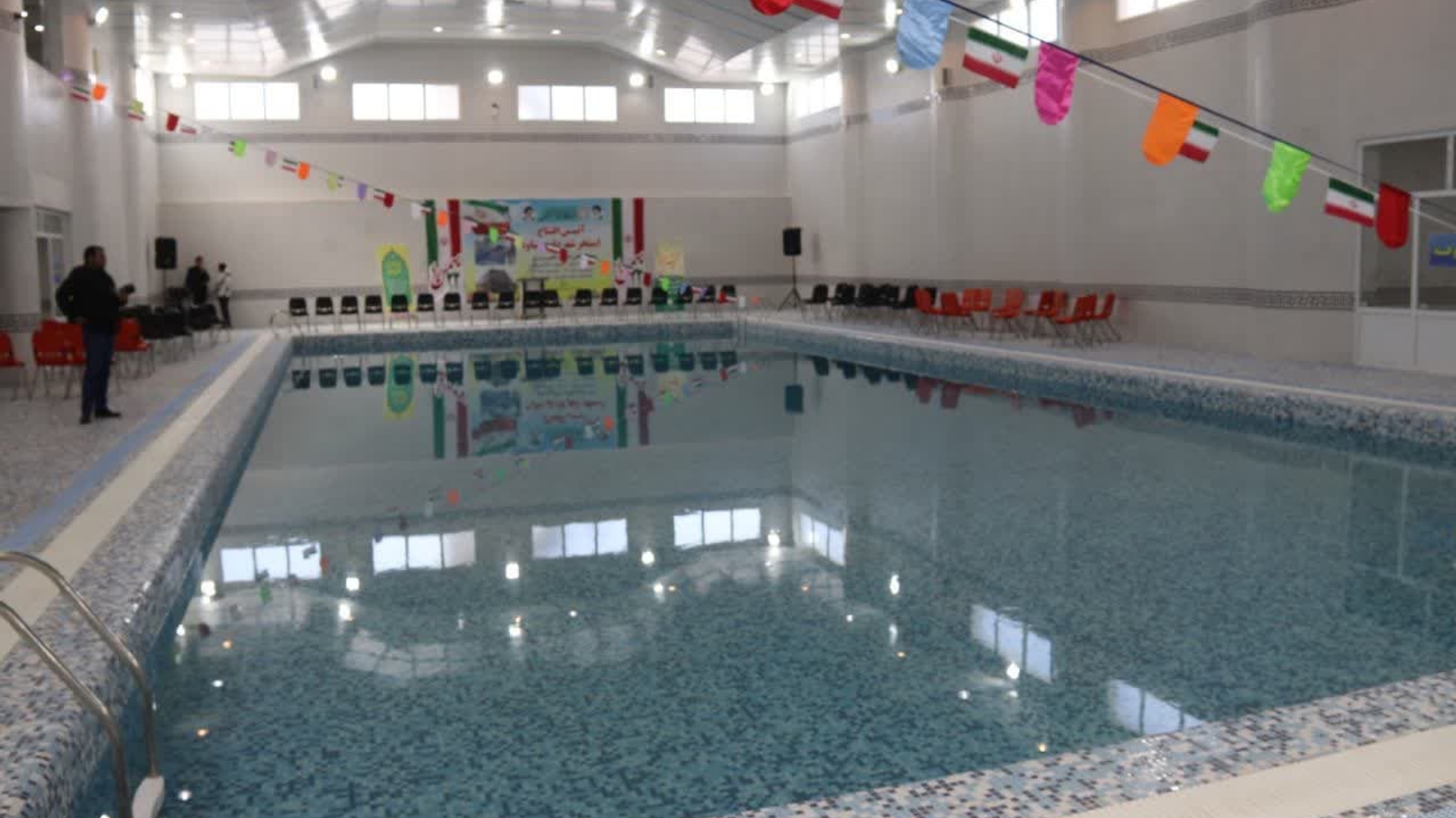 استخر  شهرداری ساوه افتتاح شد