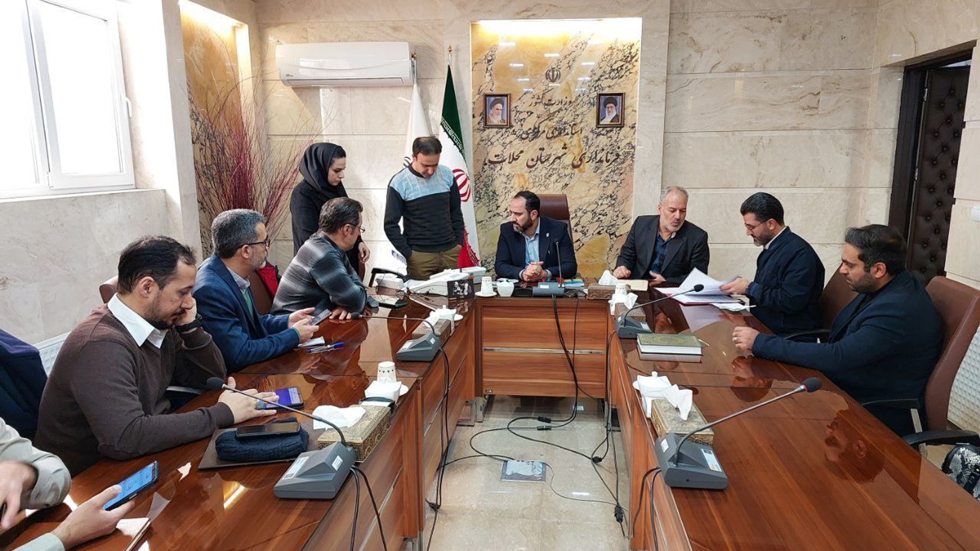 مانور رای گیری انتخابات در شهرستان محلات برگزار شد.