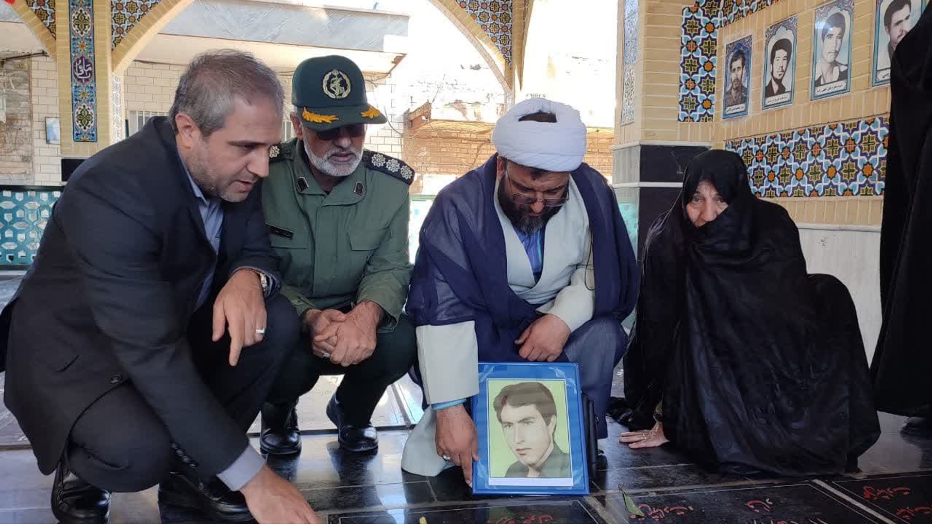 گلباران مزار مطهر شهدای ساوه