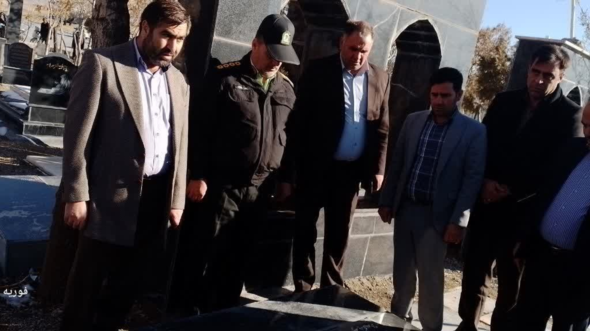 مزار شهدای گمنام شهر خنجین غبار روبی شد