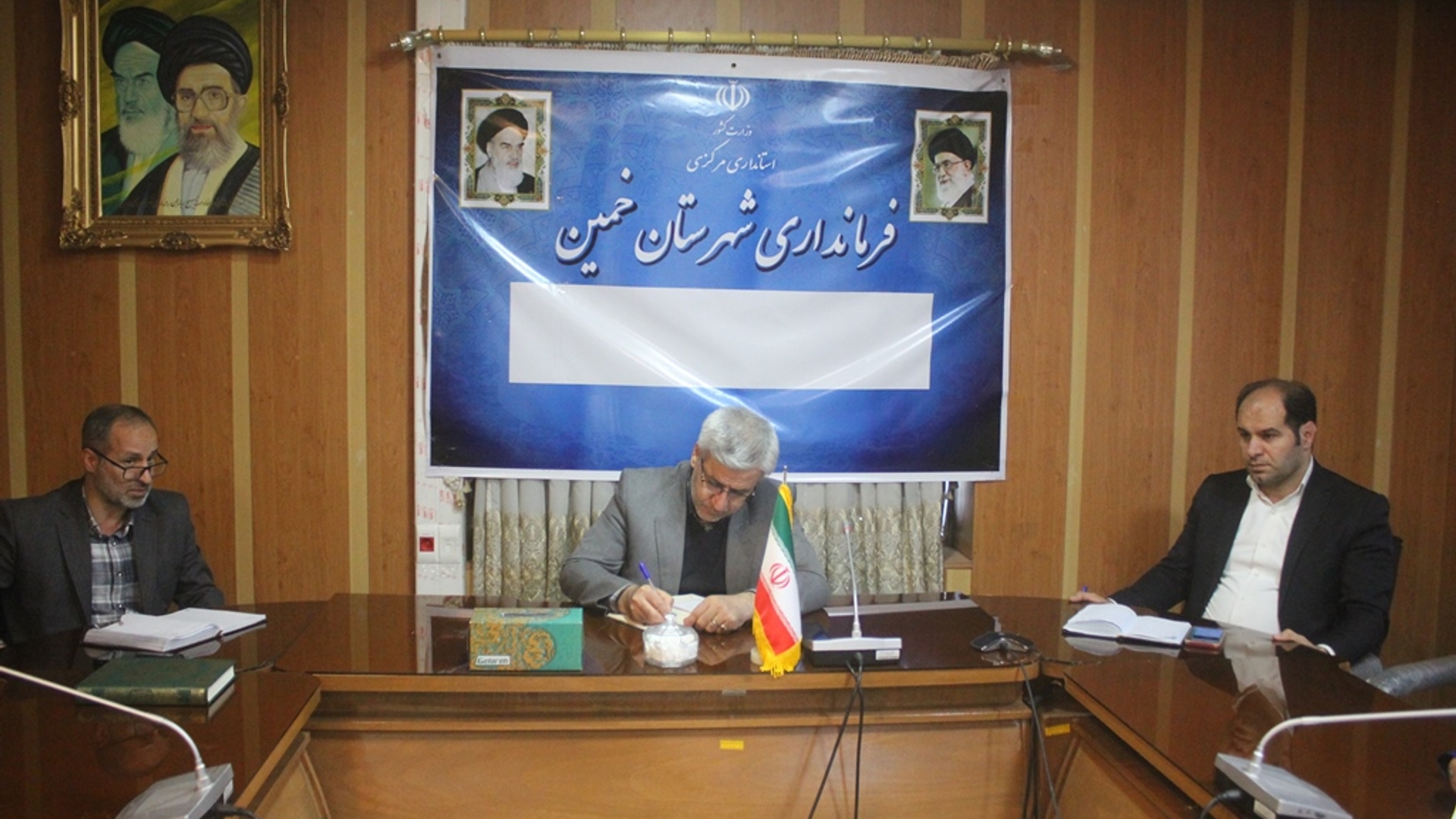 چهارمین جلسه هماهنگی برگزاری انتخابات شهرستان خمین در سال 1402 برگزار شد