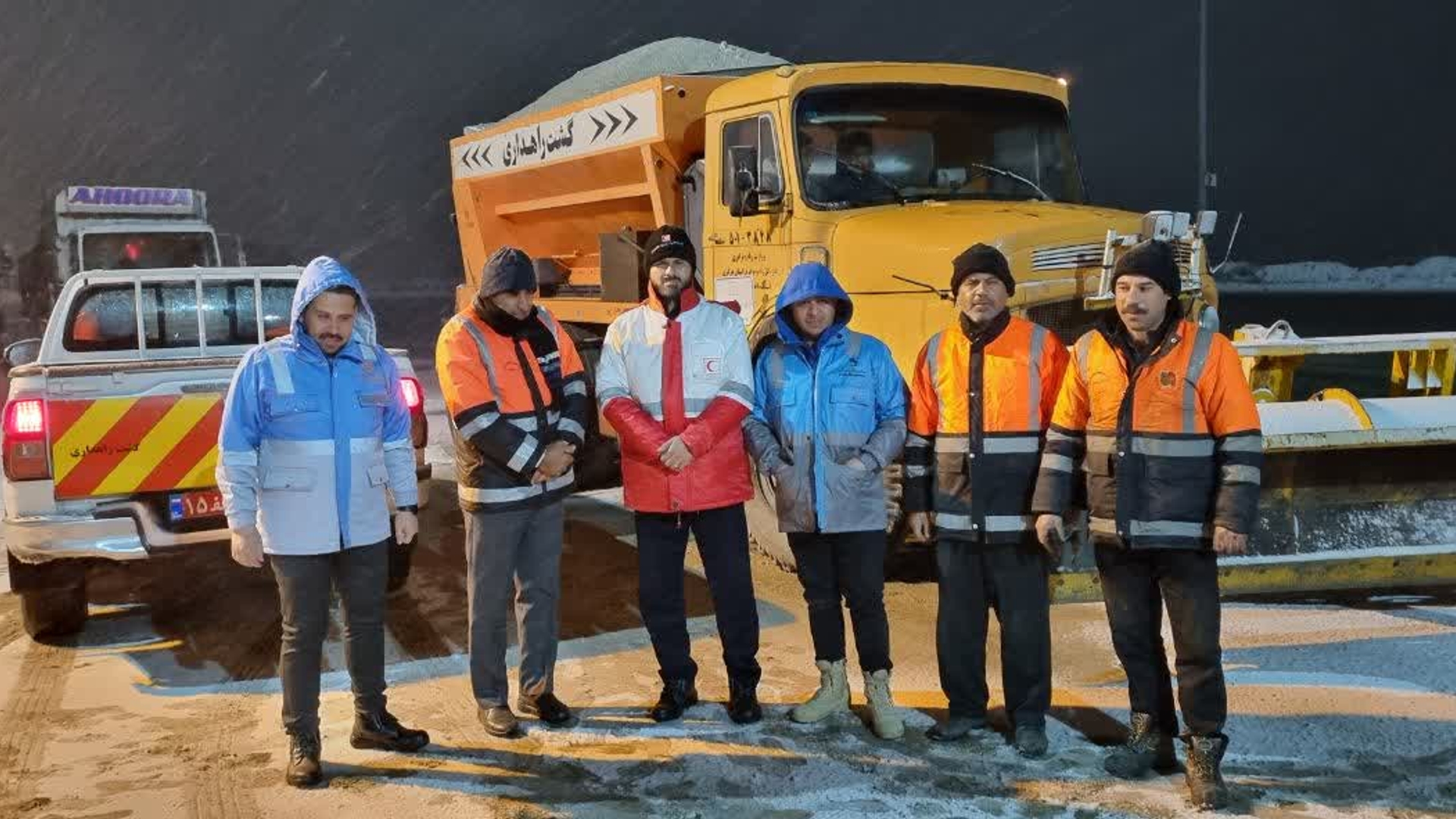 بازدید معاون برنامه‌ریزی و امور عمرانی فرمانداری در محورهای مواصلاتی شهرستان و رفع مشکلات