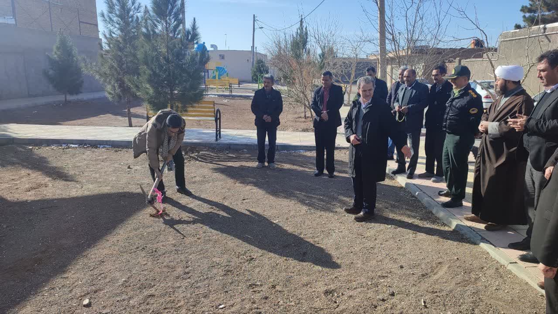 مراسم کلنگ زنی  دکل مخابراتی همراه اول در حسین اباد