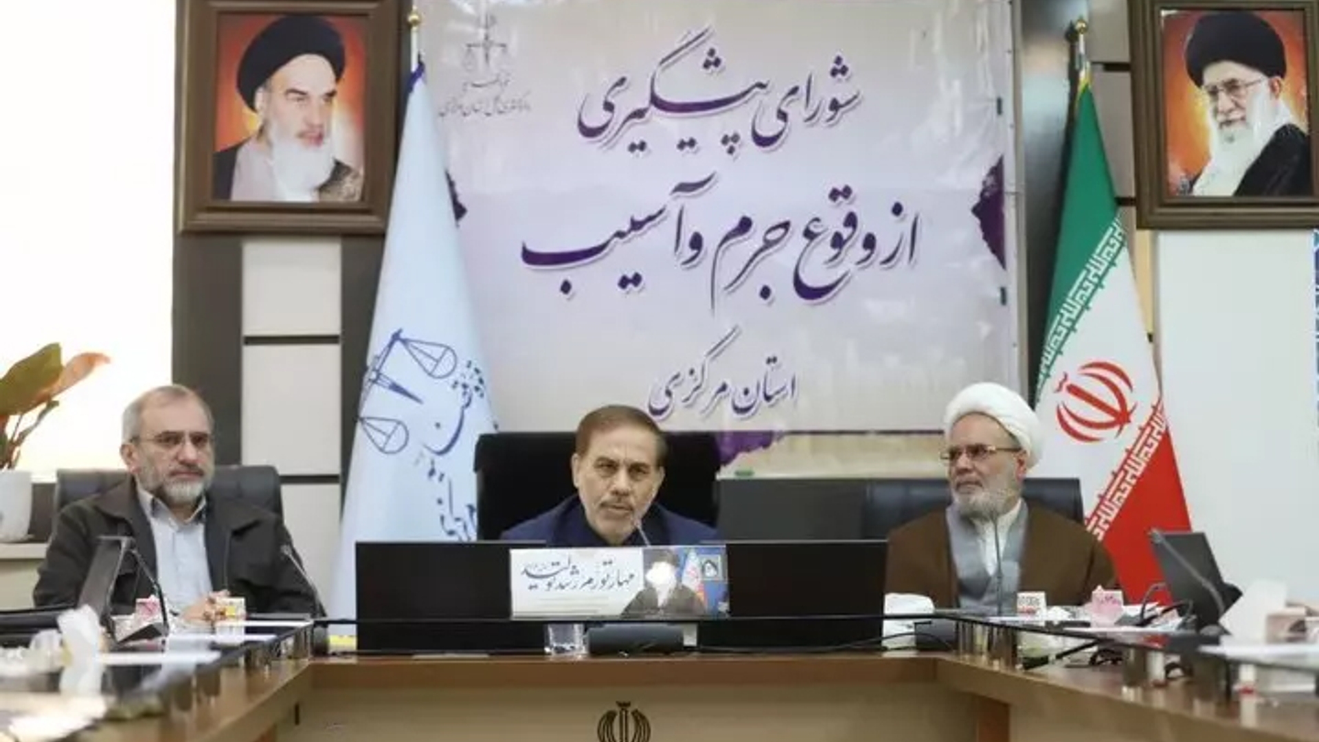 تأکید استاندار مرکزی بر لزوم برنامه‌ریزی برای رفع معضل خودورهای شوتی