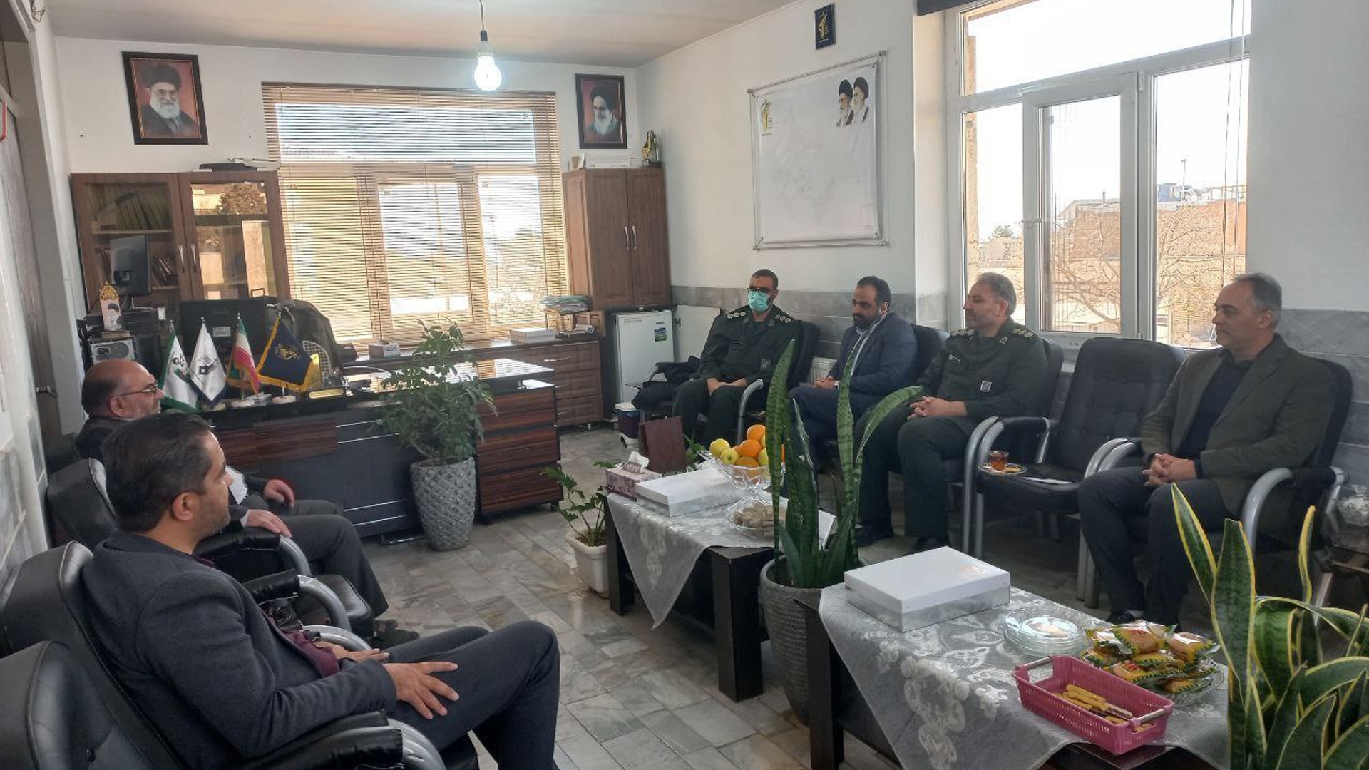 دیدار سرپرست فرمانداری شهرستان محلات با فرمانده و پرسنل سپاه ناحیه محلات