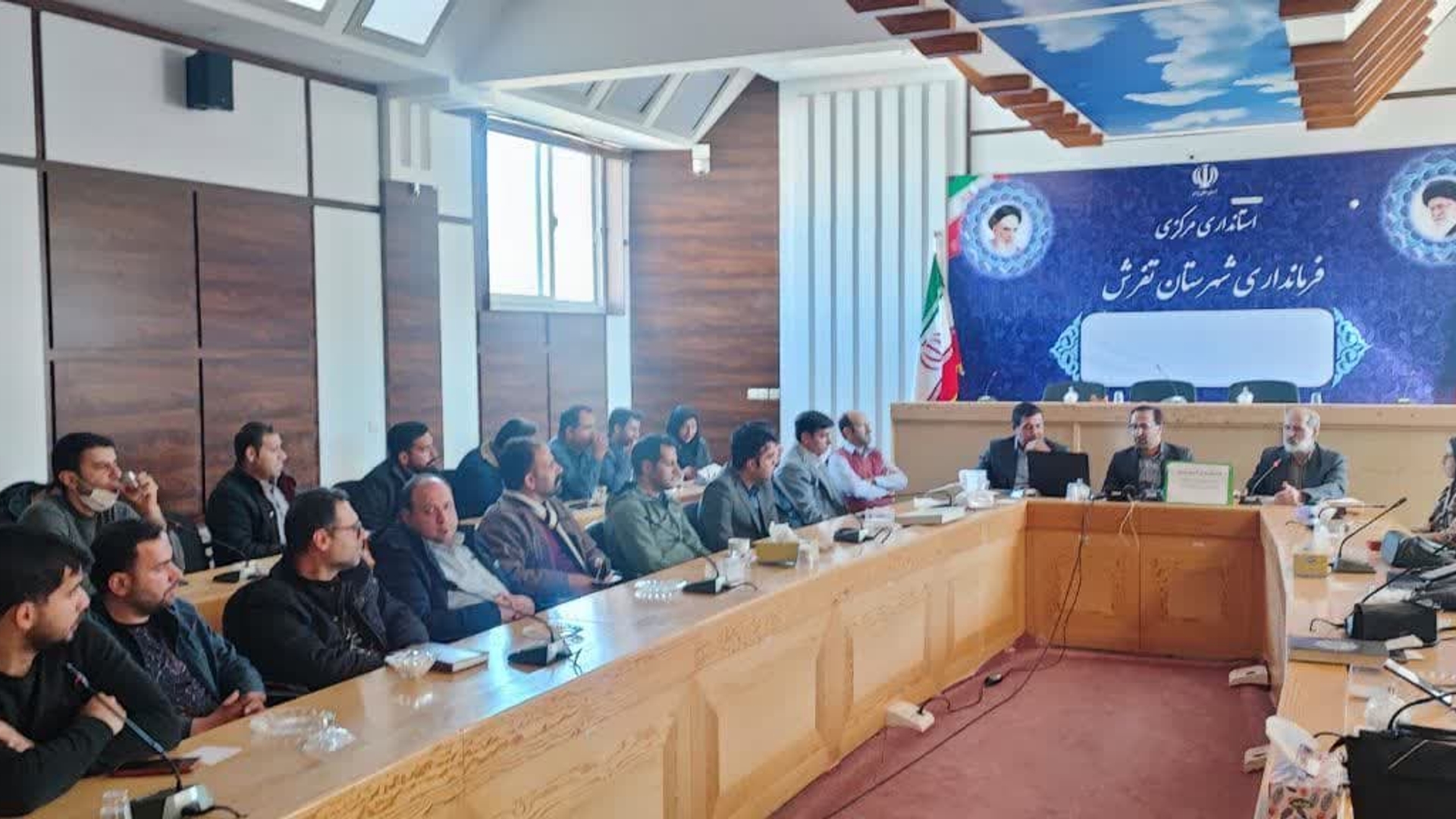 جلسه آموزشی ویژه کاربران انتخابات شهرستان برگزارشد.