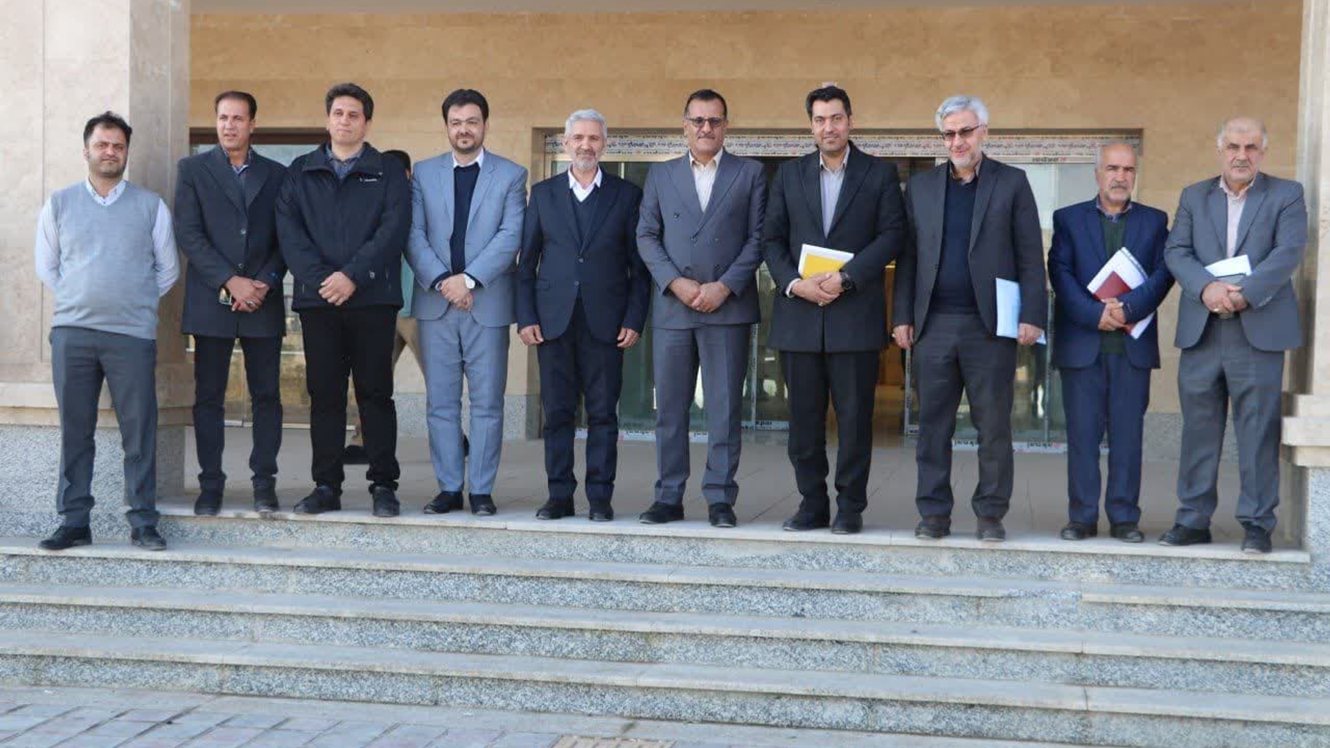 رئیس سازمان مدیریت و برنامه ریزی استان از بیمارستان فاطمه الزهرا (س) خمین بازدید کرد