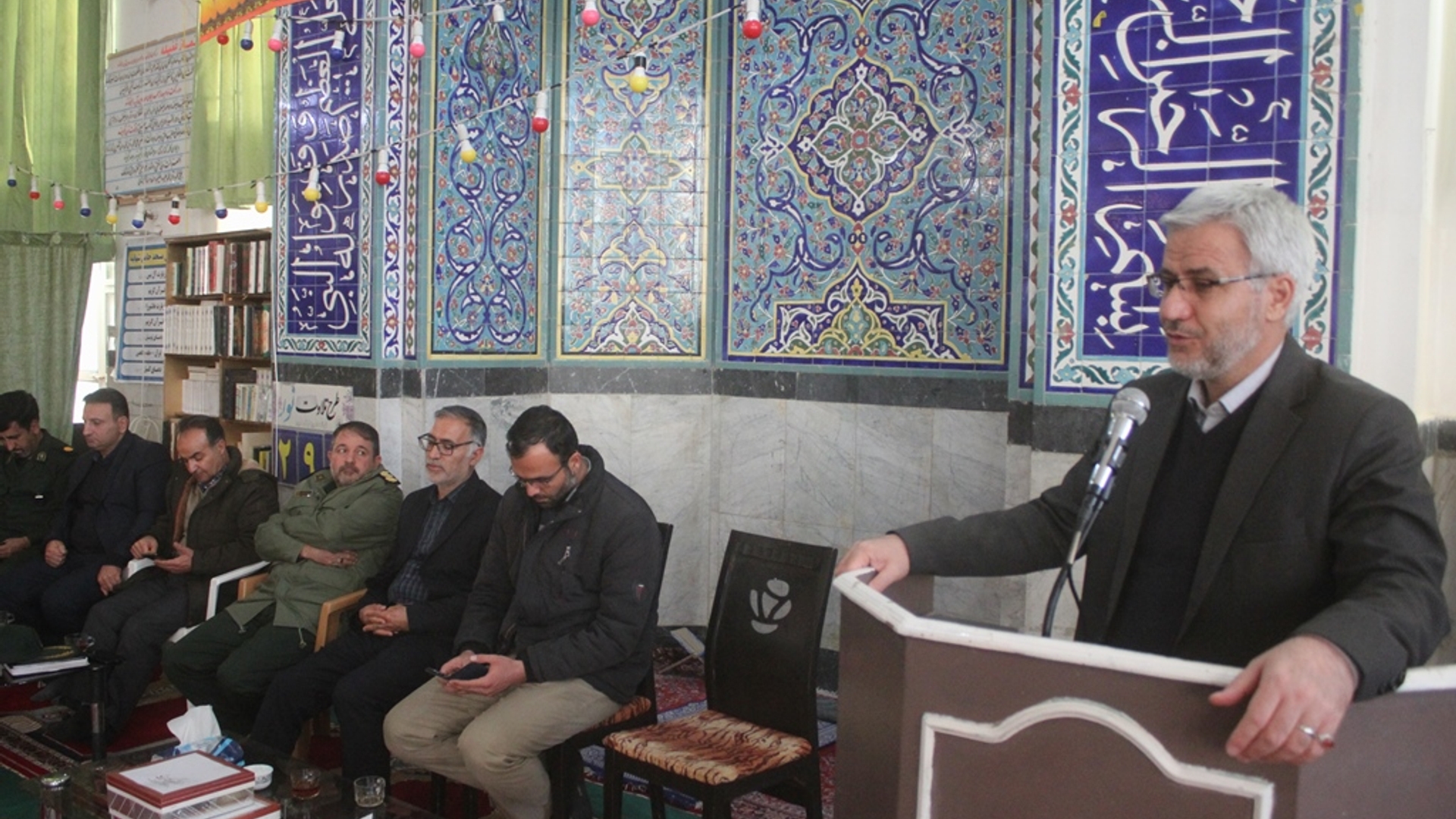 جلسه بررسی مشکلات کشاورزان روستای شهابیه شهرستان خمین برگزار شد