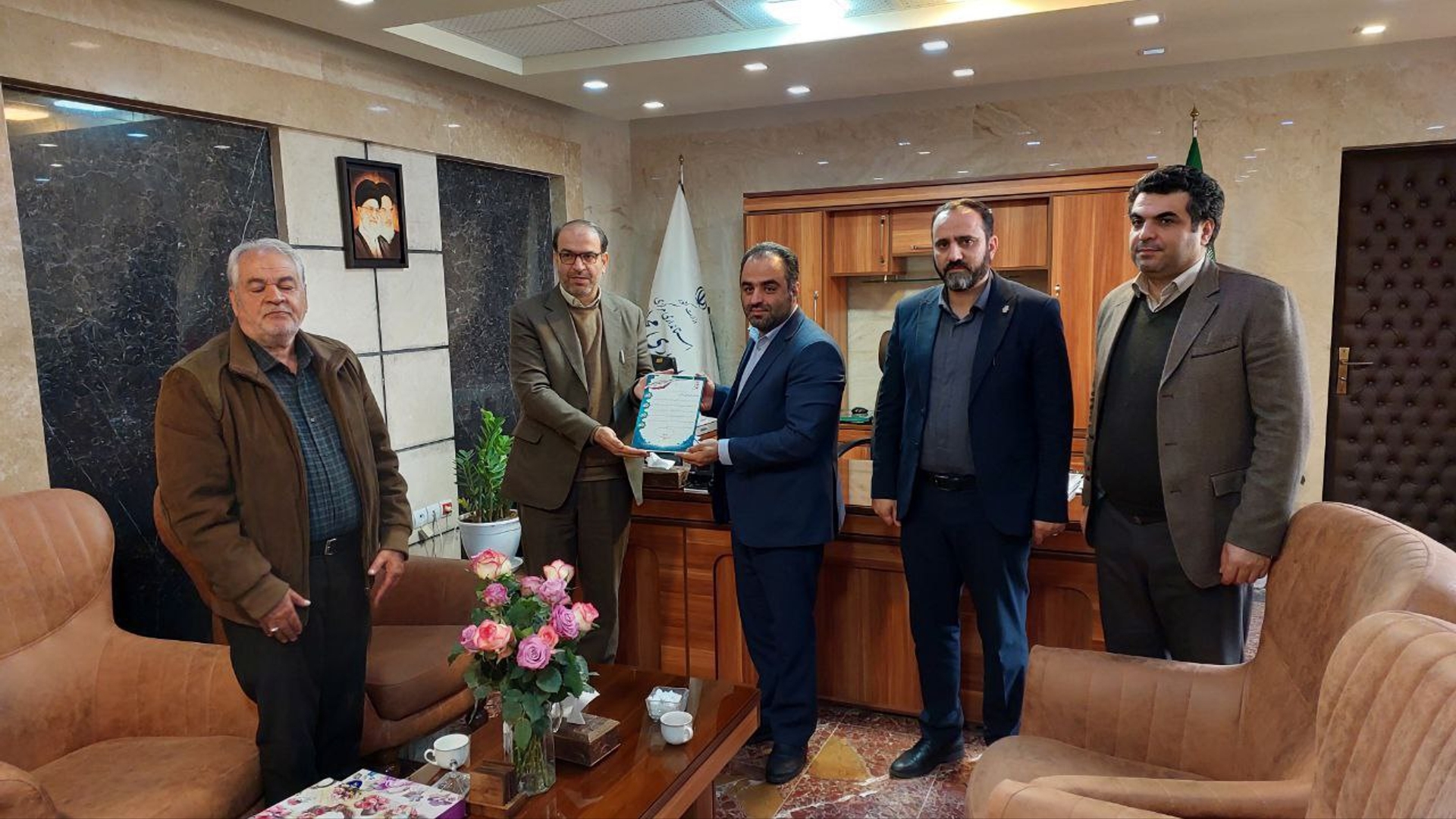 دیدار مدیرکل بنیاد شهید و امور ایثارگران استان مرکزی با سرپرست فرمانداری شهرستان محلات