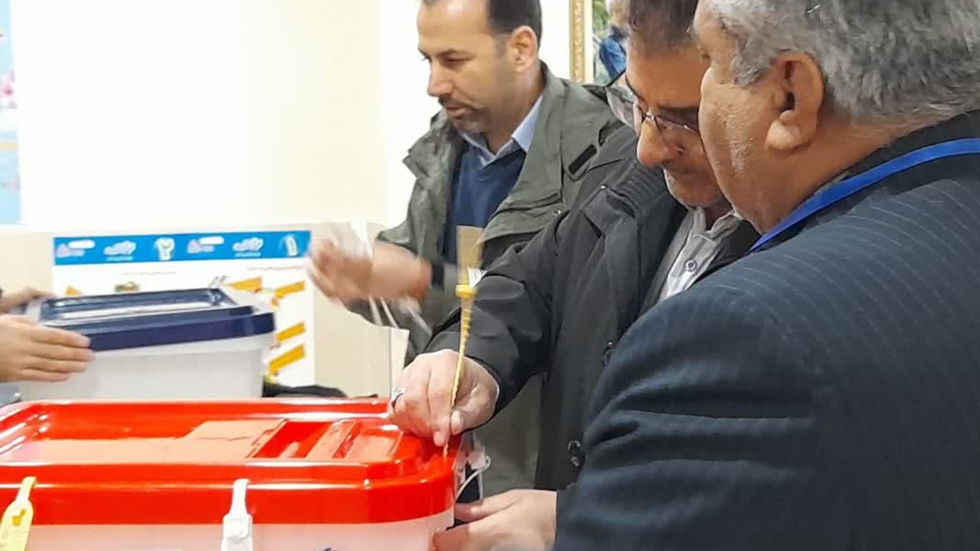 آماده‌سازی شعب أخذ رأی