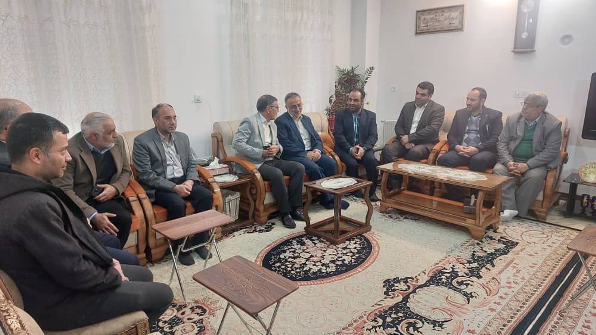 دیدار با منتخب مردم