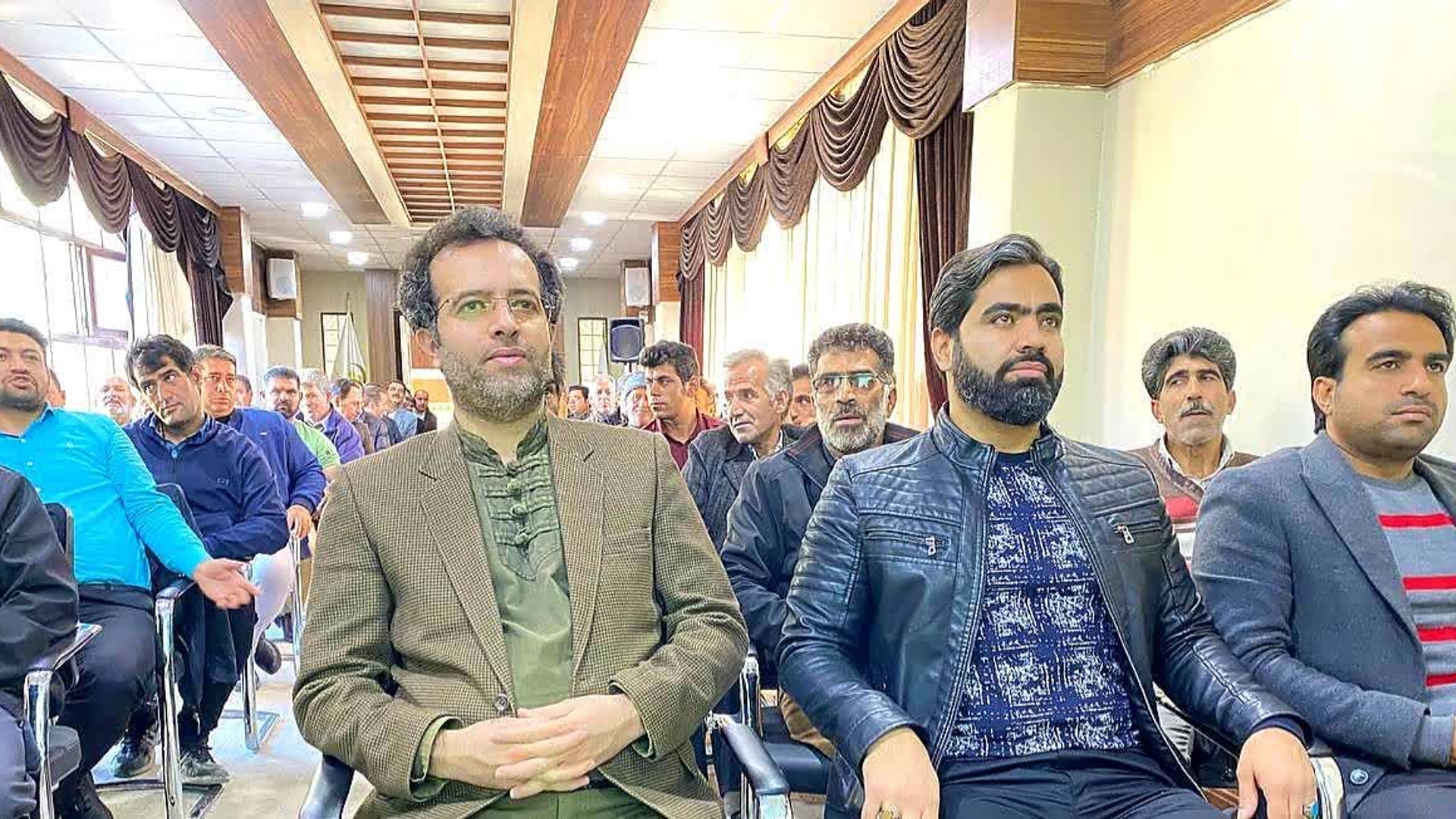 برگزاری کارگاه آموزشی" بهسازی طبیعت و حفاظت از محیط زیست روستایی" ویژه عوامل مدیریت پسماند روستایی استان