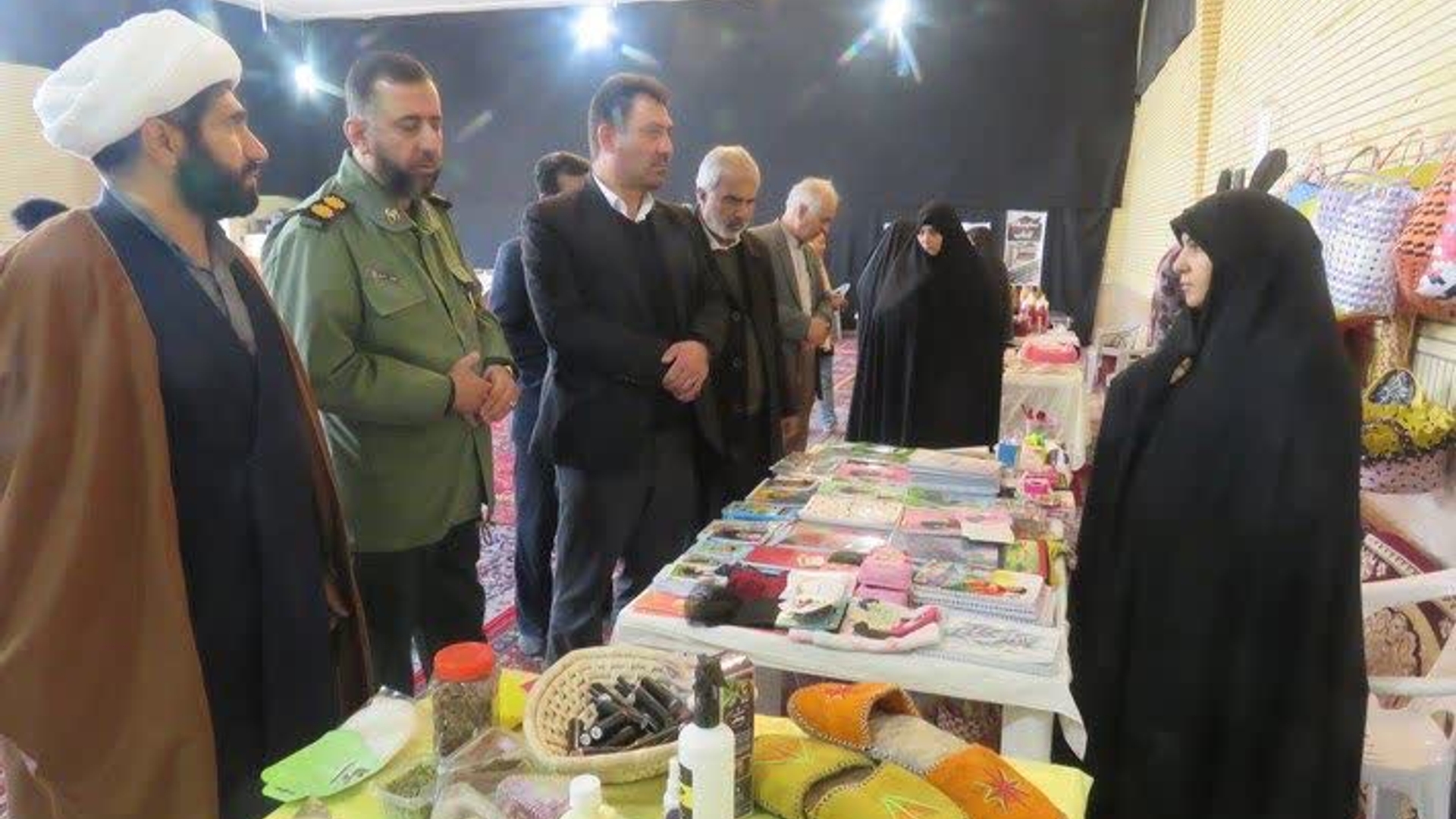 افتتاح نمایشگاه توانمندی‌های بانوان توسط پایگاه مقاومت بنت الهدی