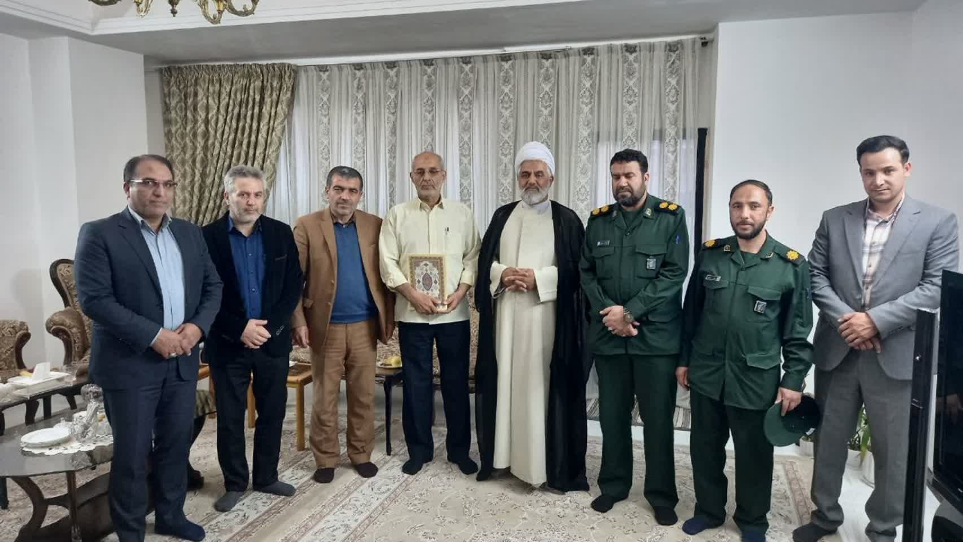 دیدار با جانبازان (طرح علمداران حماسی) حاج کریم اخوان