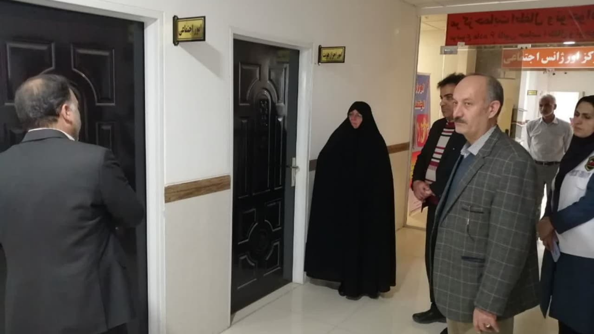 بازدید مفتح زاده مدیر کل دفتر امور بانوان و خانواده استانداری مرکزی، دکتر حسین آبادی مدیر کل بهزیستی استان مرکزی،  اله دادی معاون امور اجتماعی و خانجانی رئیس اداره بهزیستی شهرستان اراک از مرکز اورژانس اجتماعی ،  خانه امن و خانه سلامت اراک

‌دوشنبه ۲۱ اسفند ۱۴۰۲