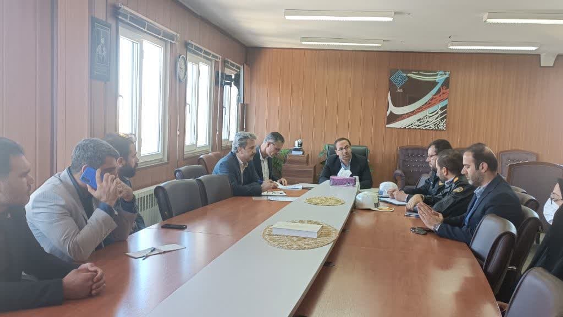 جلسه شورای ترافیک شهرستان برگزار شد.