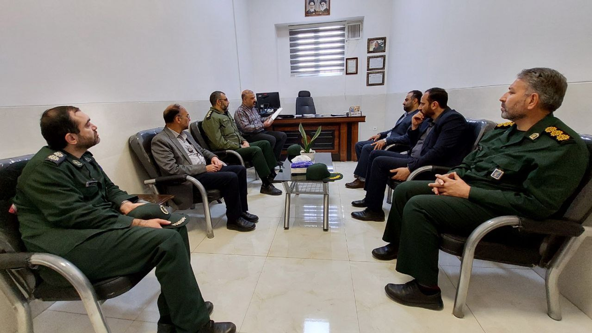 بازدید سرپرست فرمانداری شهرستان محلات از درمانگاه شهدای فتح المبین