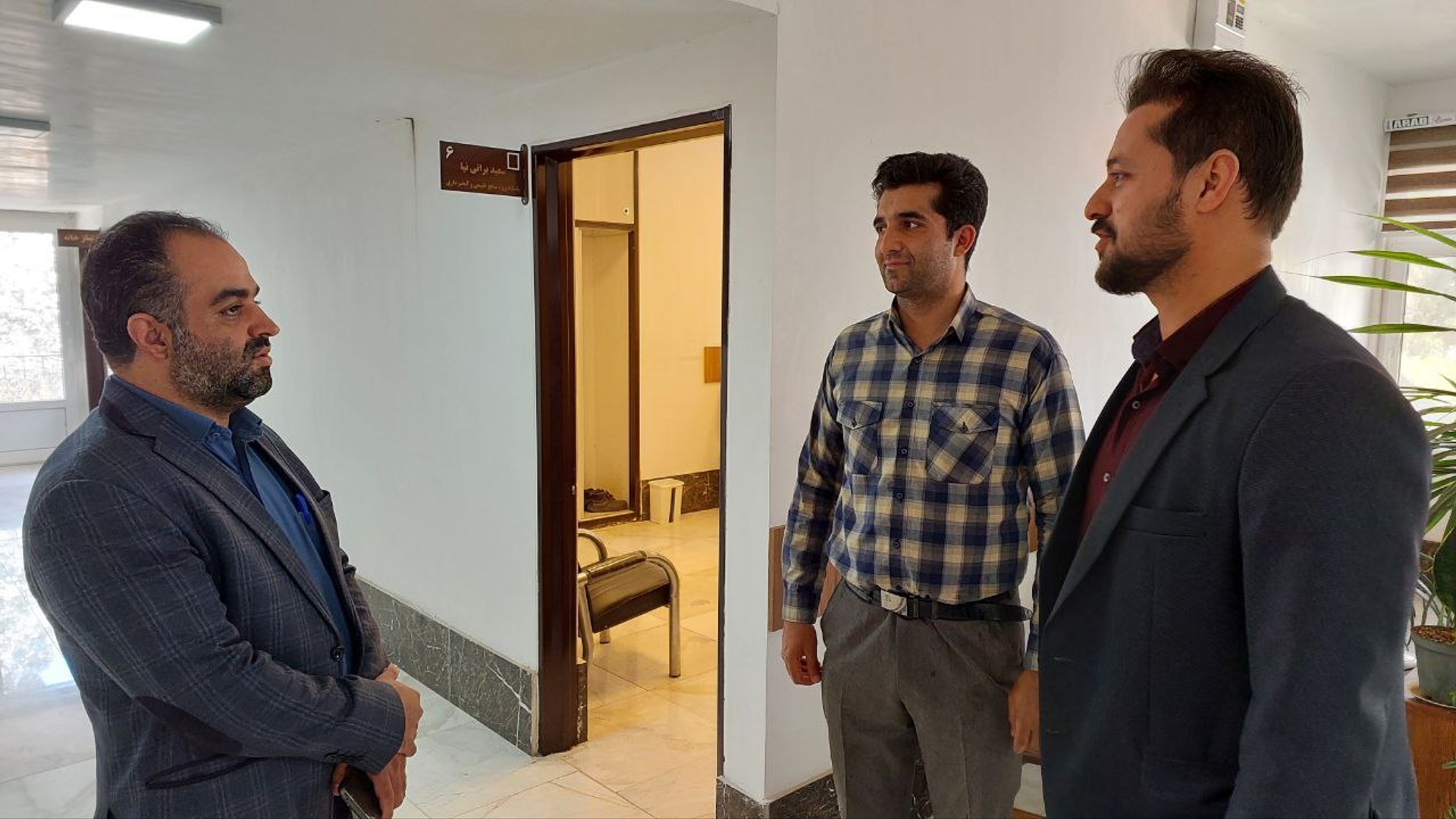 حضور سرپرست فرمانداری شهرستان محلات در اداره منابع طبیعی و آبخیزداری