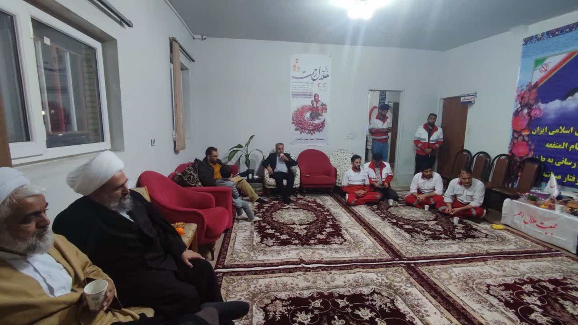 بازدید از پایگاه امداد جاده ای هلال احمر