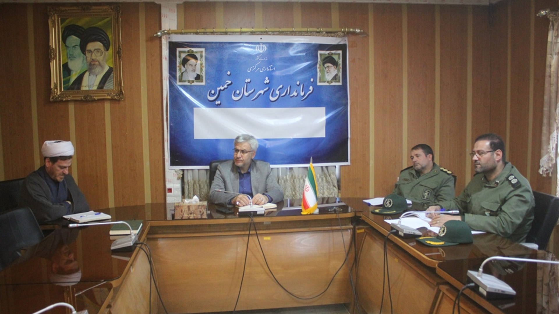 جلسه هماهنگی برگزاری جشن روزه اولی ها در شهرستان خمین برگزار شد