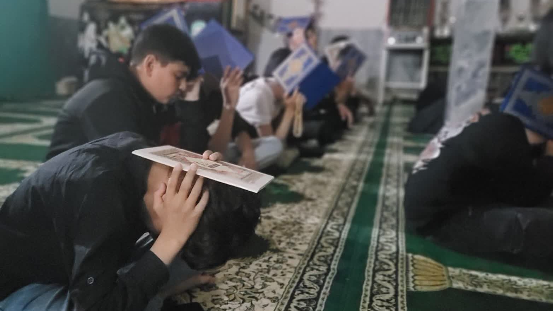 مناجات روزه‌داران در آخرین شب قدر