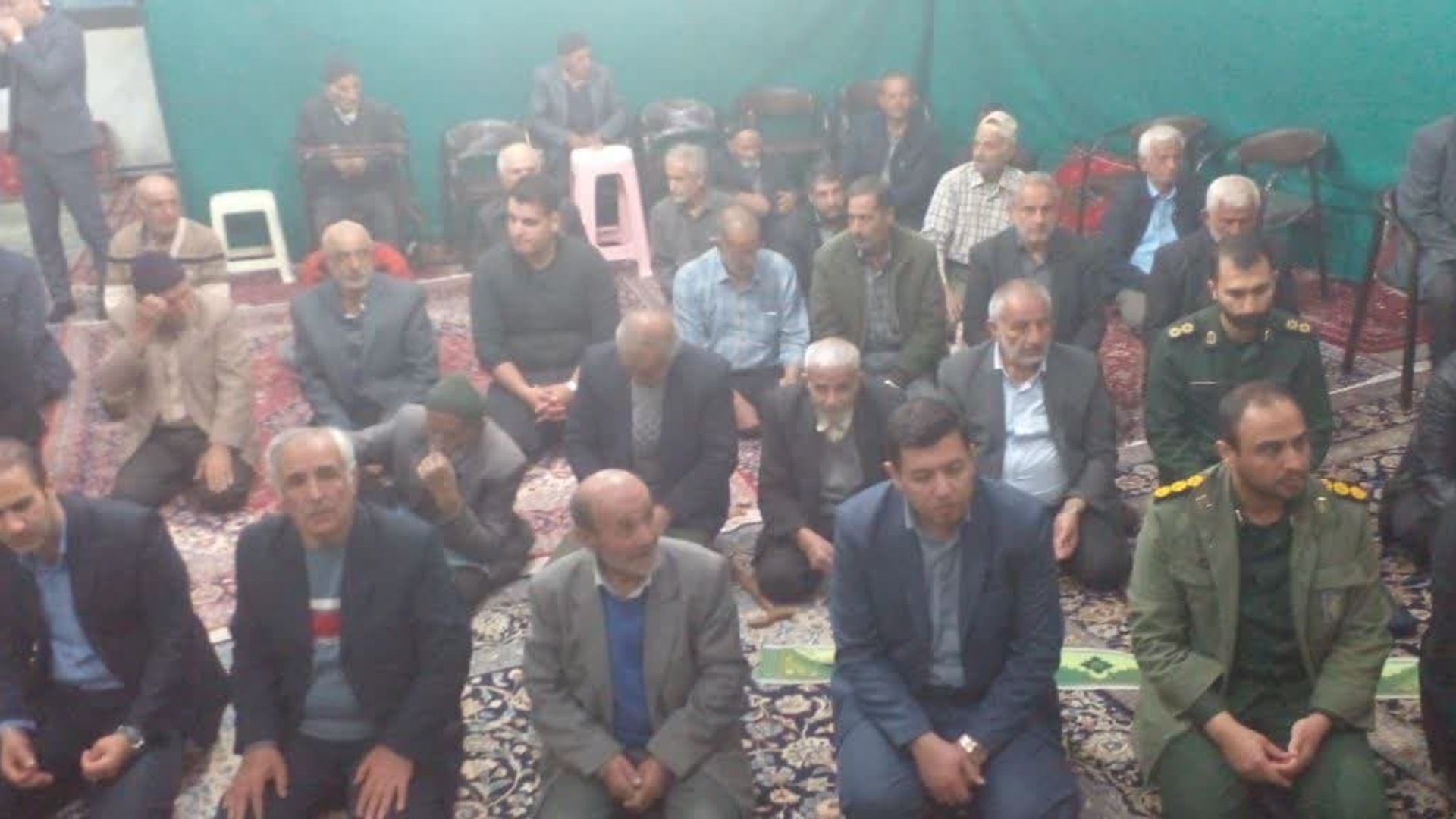 حضور مسئولین در مسجد روستای کوهین,