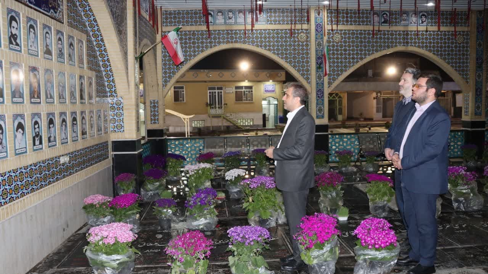 تجدید عهد و پیمان با شهدا