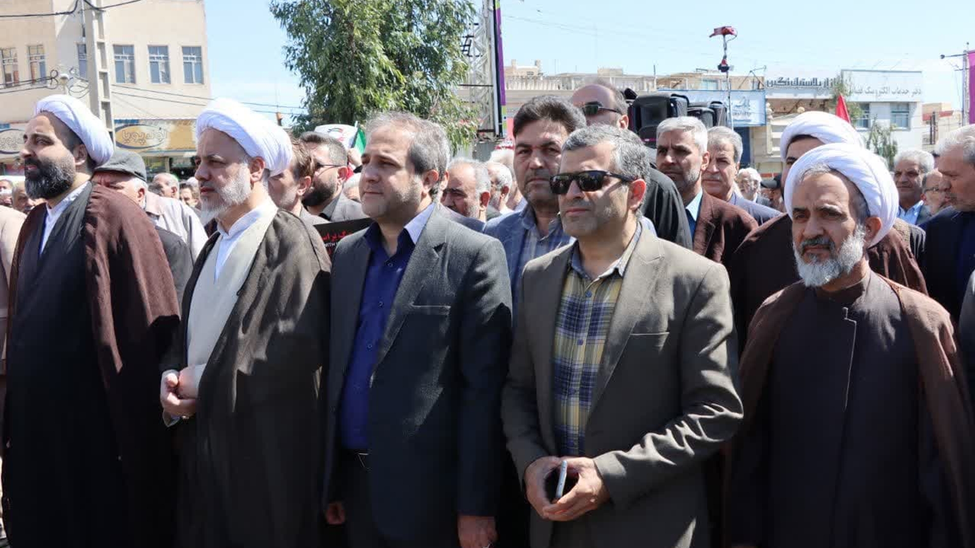 حضور مهدی الیاسی معاون استاندار و فرماندار ویژه شهرستان ساوه در راهپیمایی حماسی روز جهانی  قدس