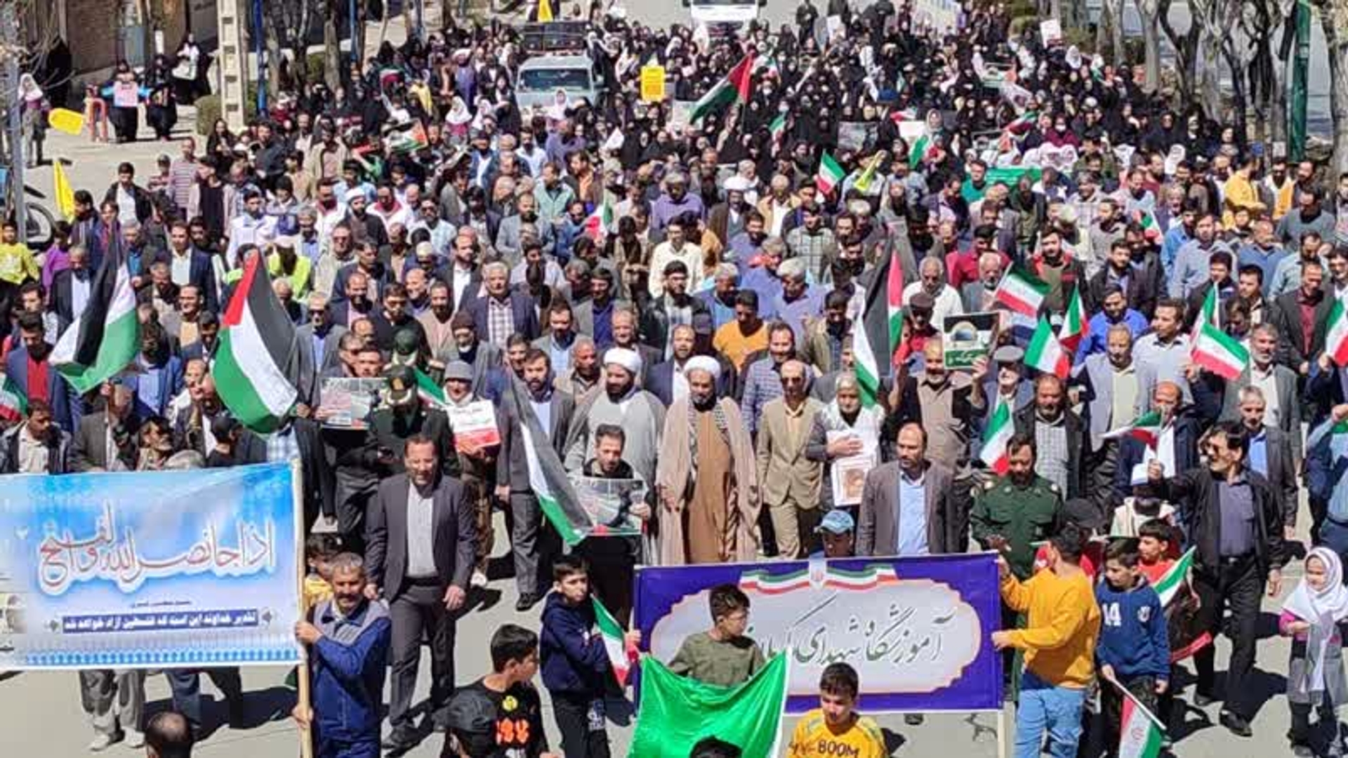 مردم شریف دیار امیرکبیر در روز قدس با حضور پرشور و یکپارچه فریاد رسای خود را در حمایت از ملت فلسطین به گوش جهانیان رساندند ..