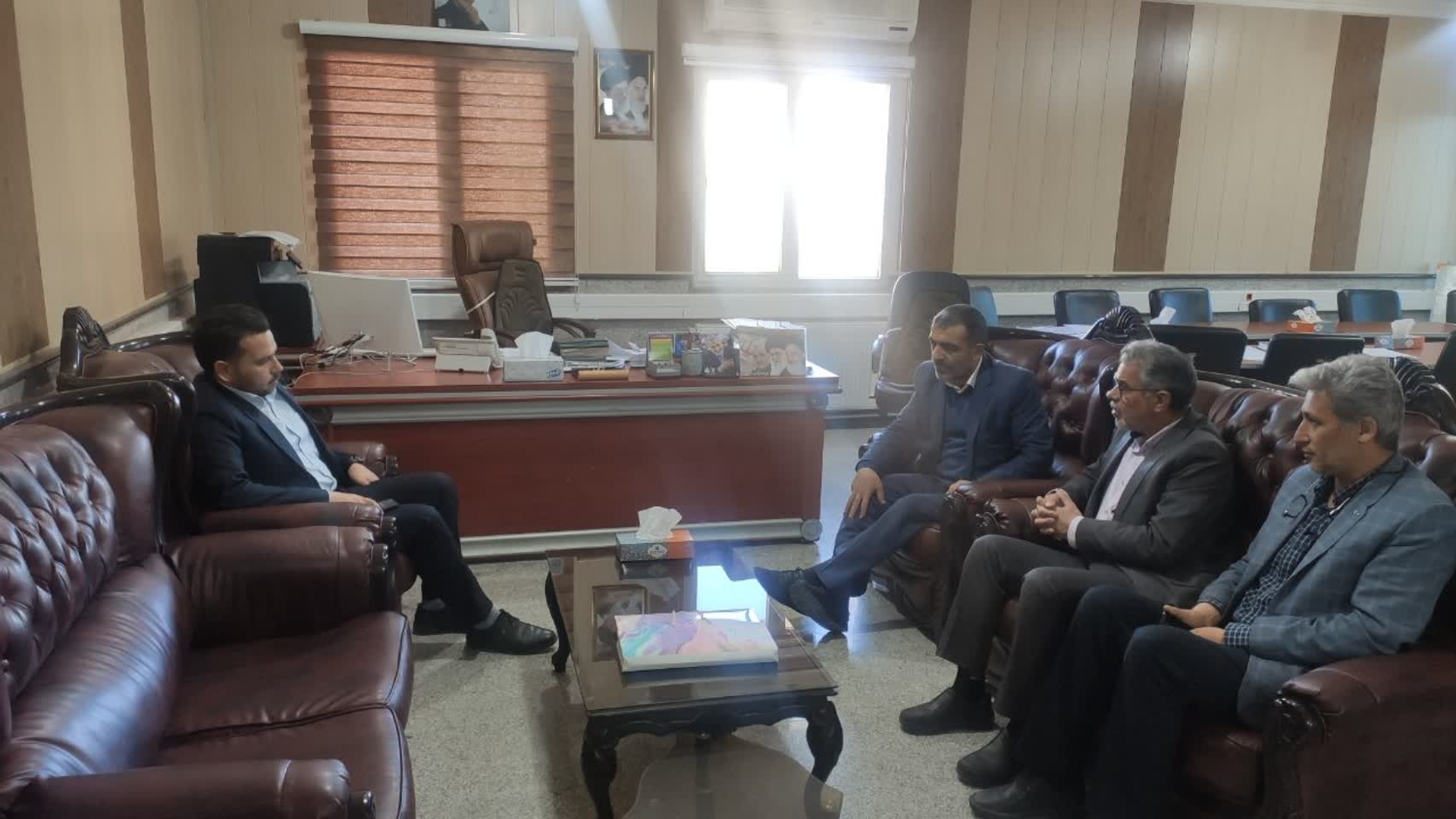 دیدارهای نوروزی مسئولین با فرماندار