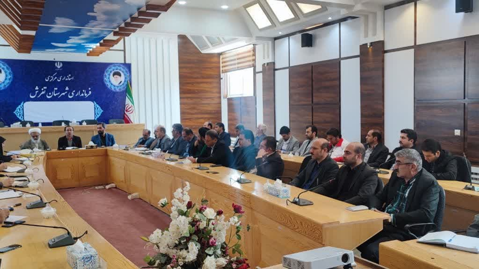 جلسه شورای اداری شهرستان برگزار شد.