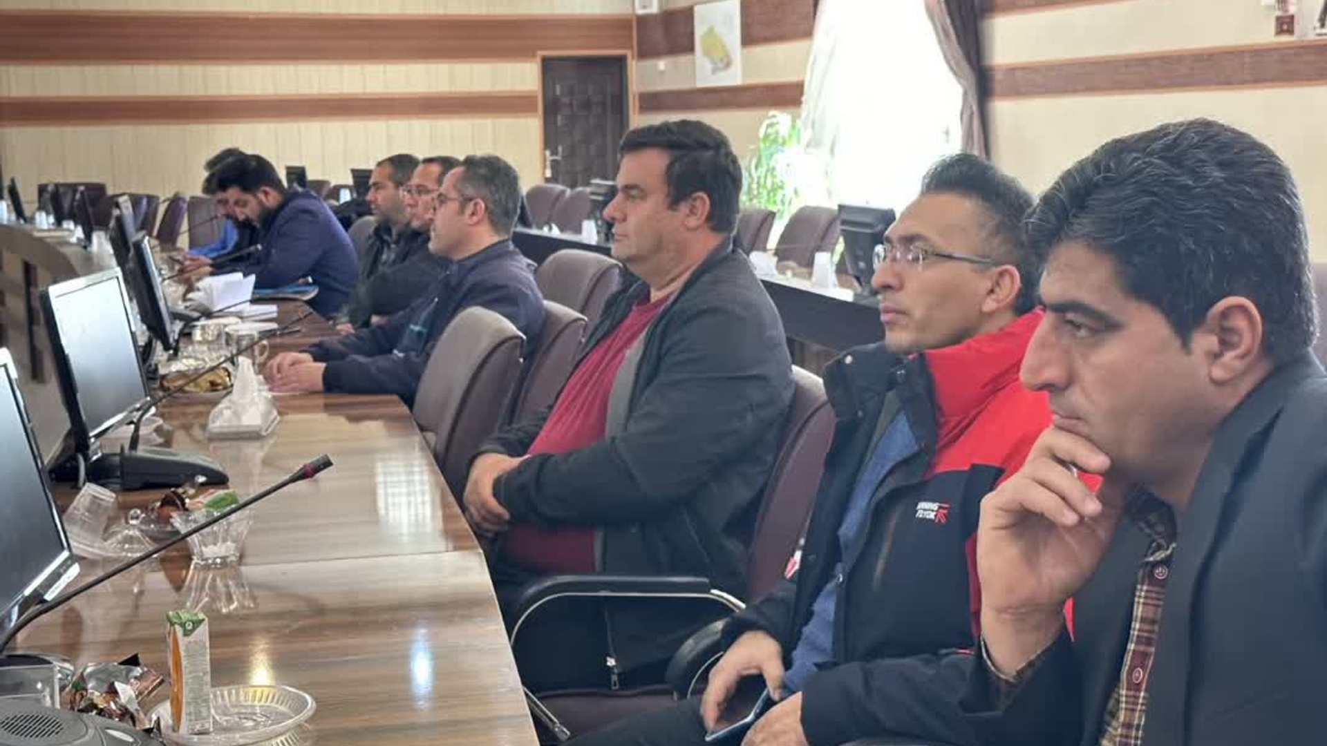 برگزاری دوره حقوقی قرارداد ها ویژه ناظرین فنی دهیاری های استان