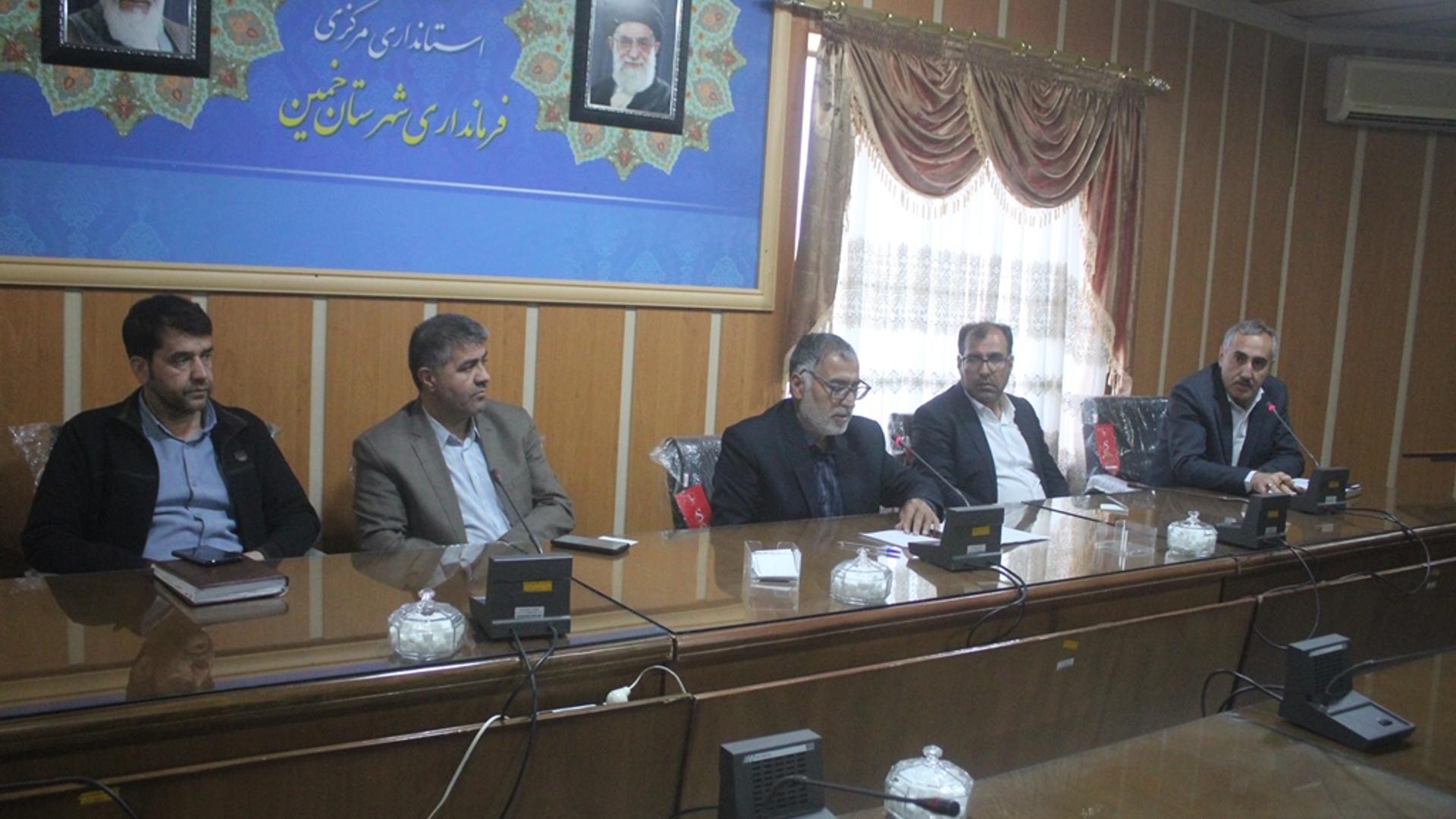 جلسه هماهنگی برگزاری سومین جشنواره گل و گلاب شهرستان خمین برگزار شد