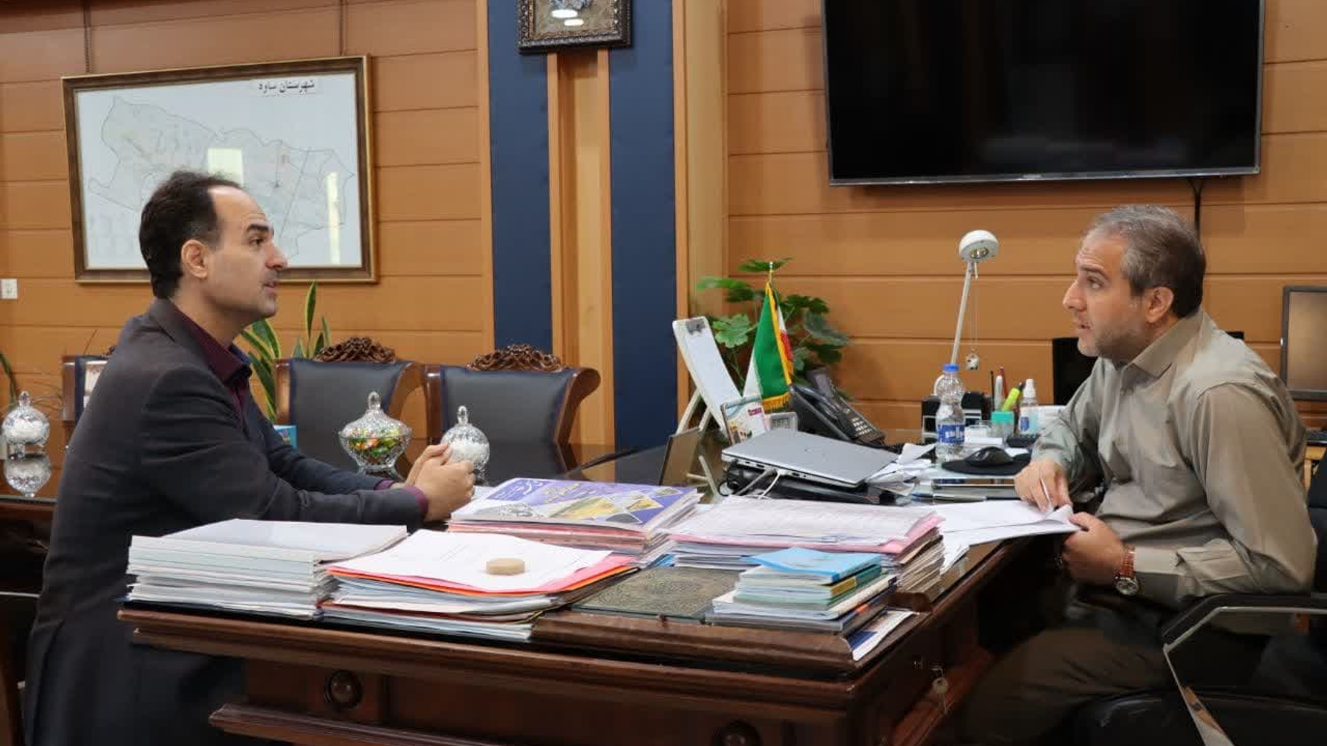 ملاقات مردمی  مهدی الیاسی معاون  استاندار و فرماندار ویژه شهرستان ساوه.