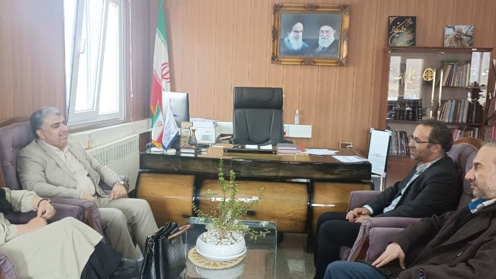 دیدار مدیرکل ثبت احوال استان با فرماندار