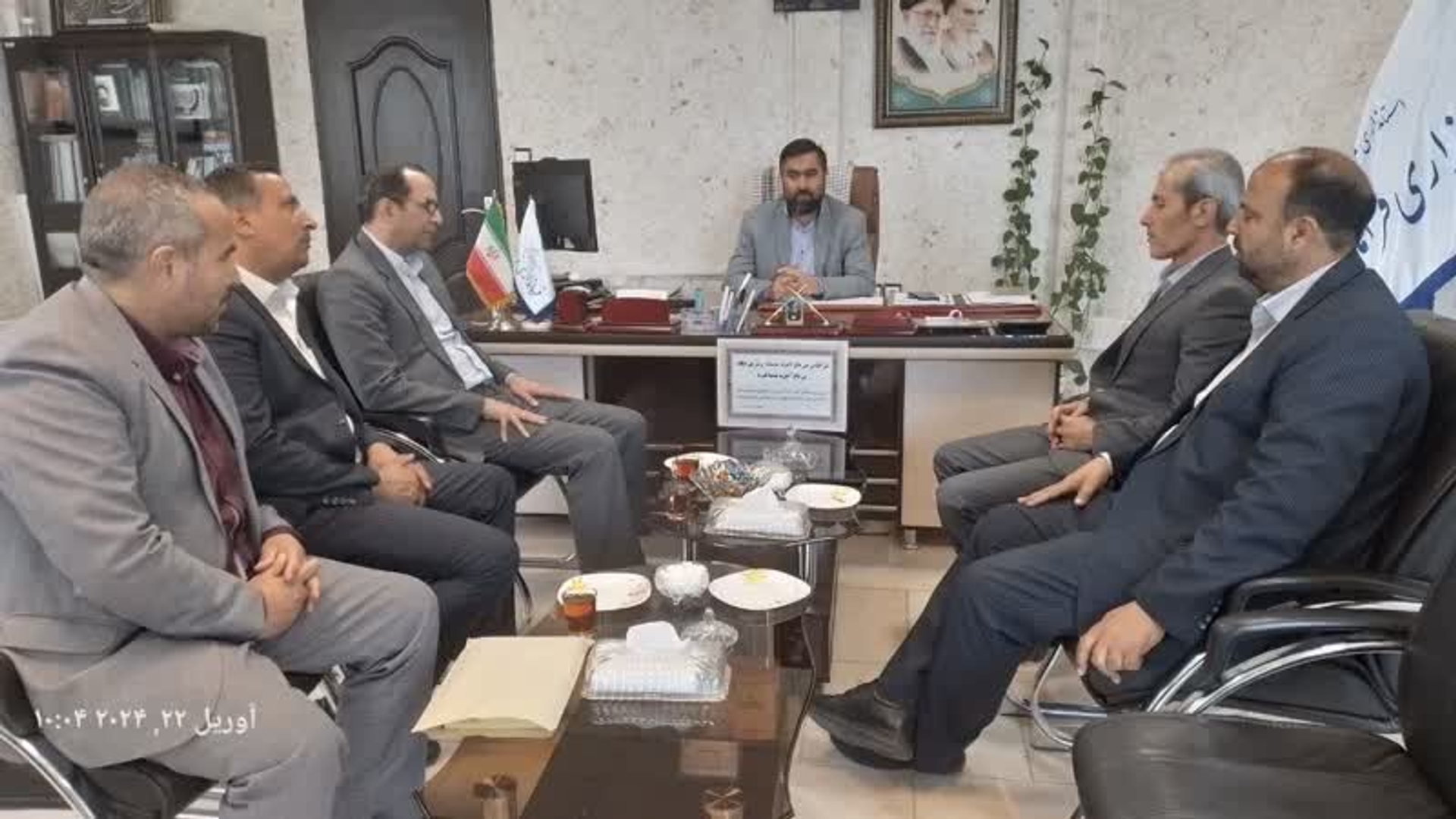 دیدار مهندس عسگری رئیس تعاون روستایی شهر اراک‌ و مهندس ملکي نیا مدیر اتحادیه اراک با آقازیارتی فرماندار فراهان