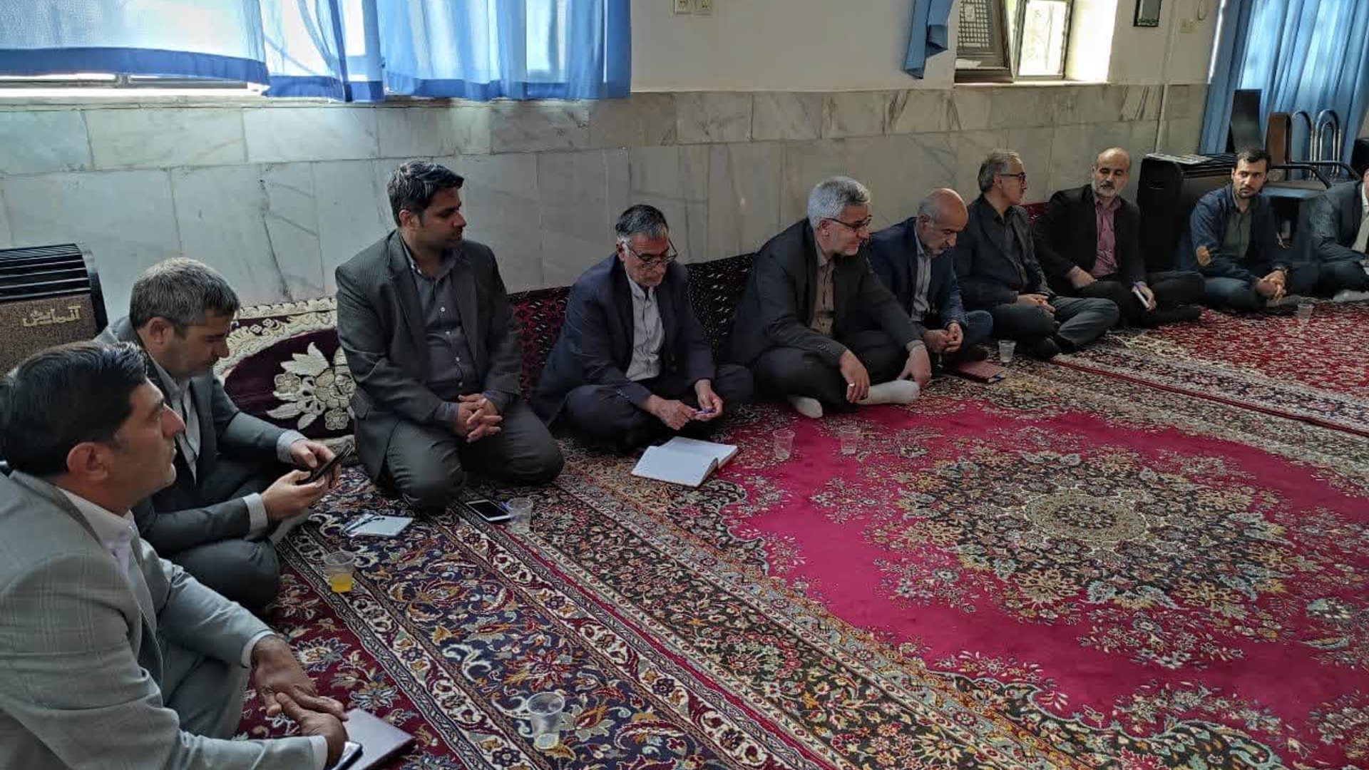 نشست بررسی مسائل و مشکلات روستای سرطاق شهرستان خمین برگزار شد